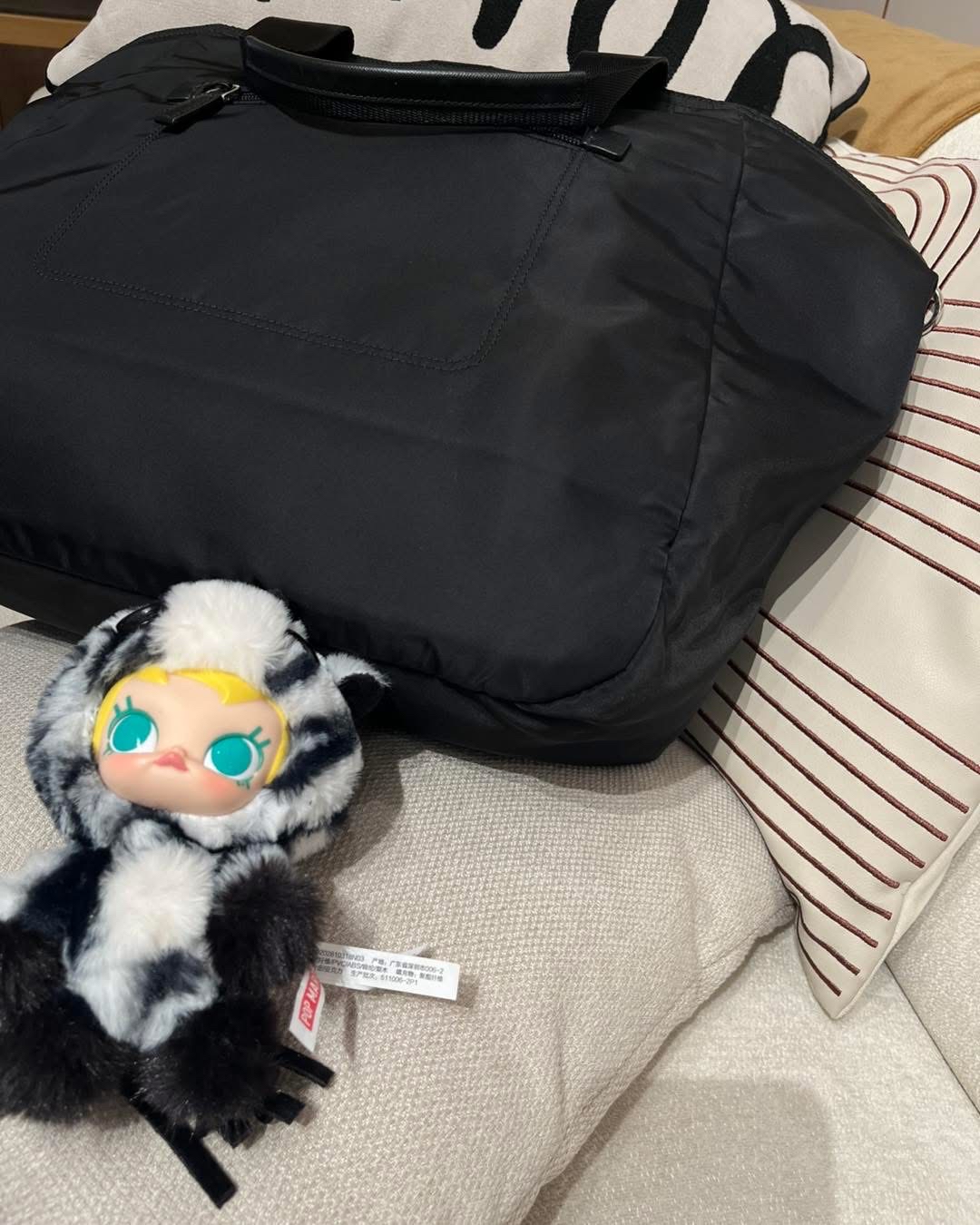 Prada nylon 2way bag   100%Authentic ,95%new