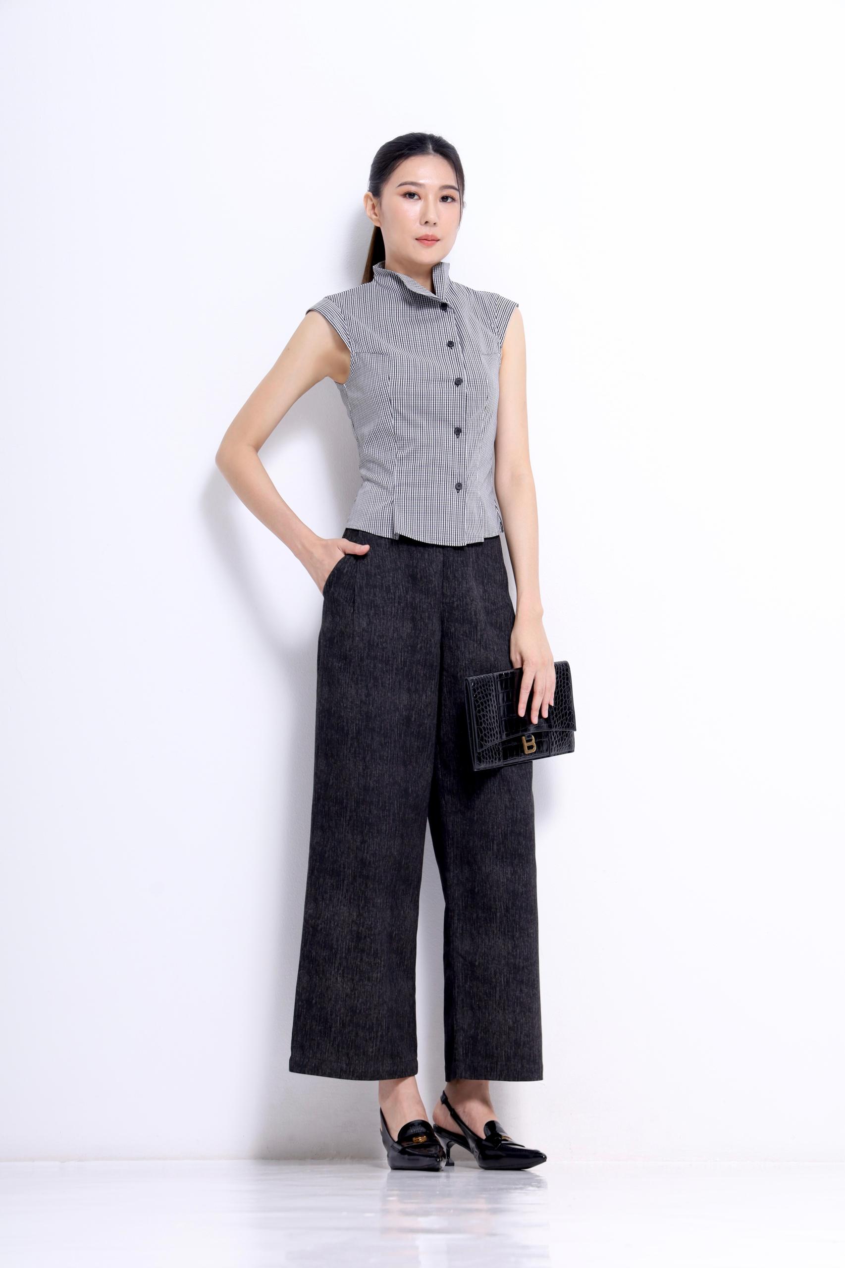 CB2756 Elise Mandarin Collar Sleeveless Blouse