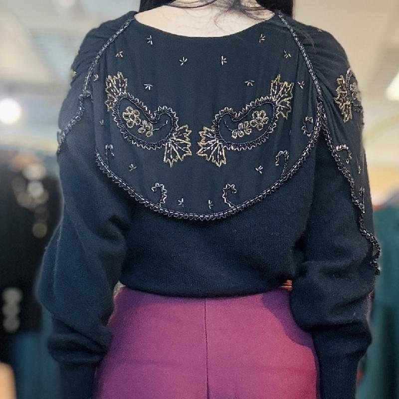 Vintage Made in Hong Kong 70% wool 20% Angora Beaded Cape Pullover(MT2531)