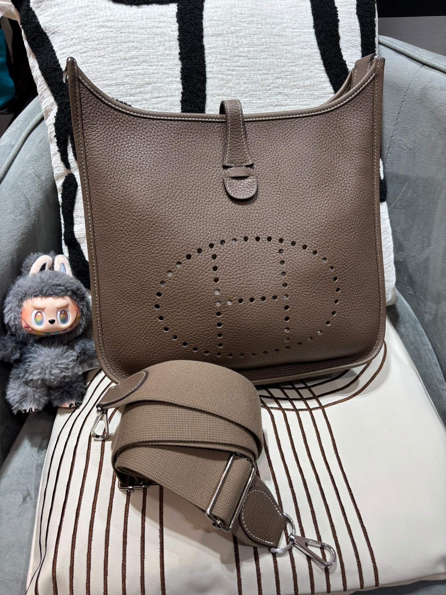 Hermes Evelyne 29 大象灰銀扣 Stamp D 100%Authentic, 98%New ✅Dust bag