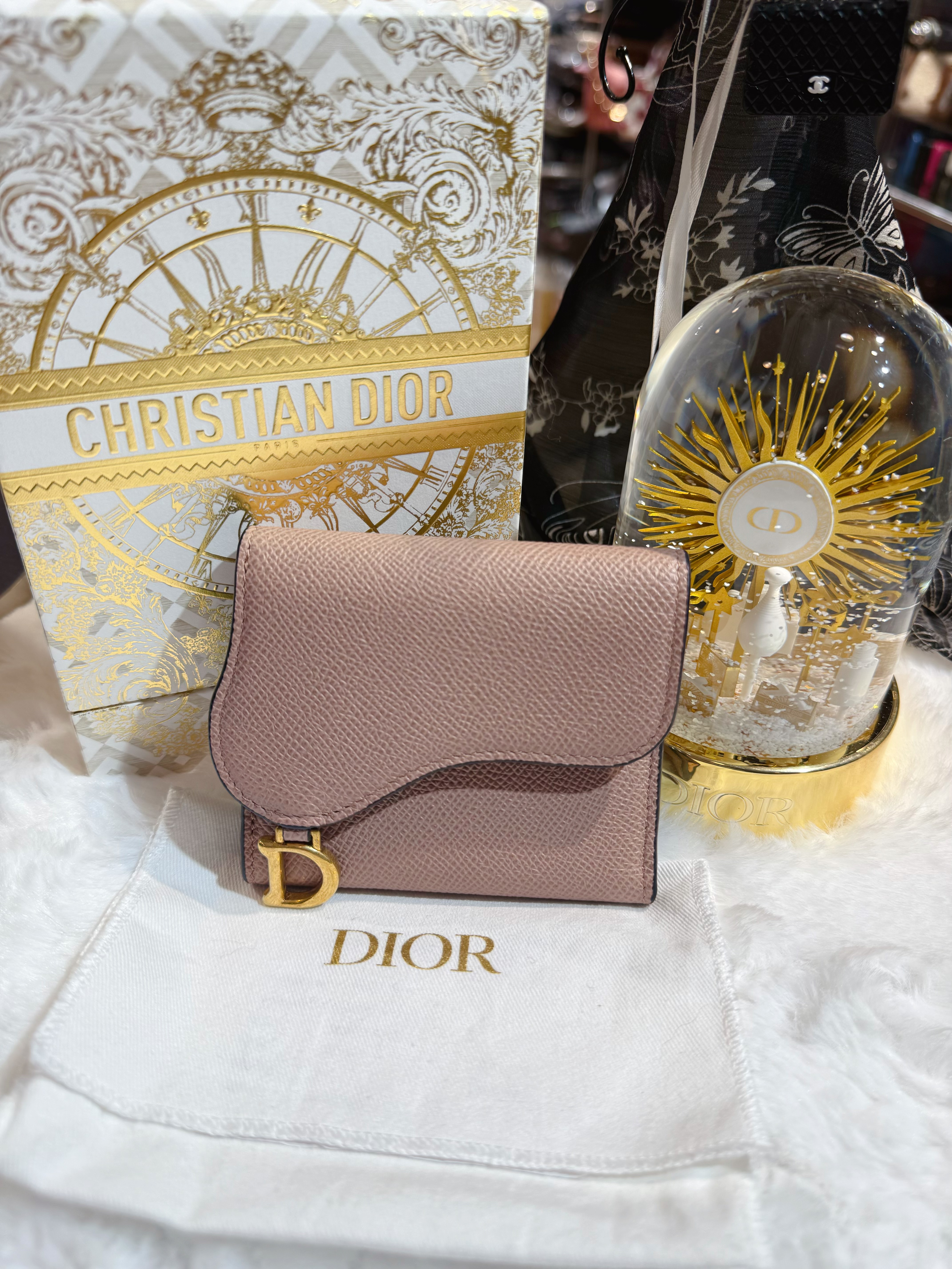 Dior saddle lotus wallet pink
