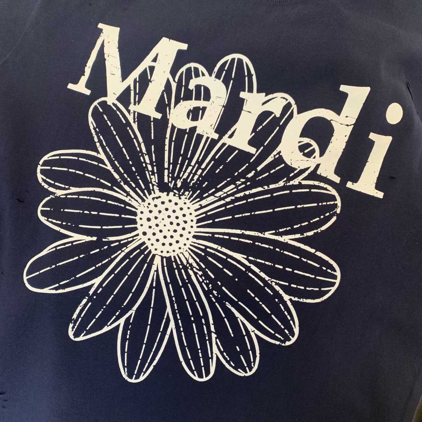 預訂 MARDI 新款破洞短袖Tee [貨號26C012]