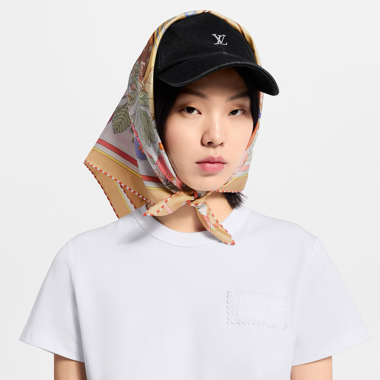 全新 LV scarf Club 70方巾 M98296 100%Authentic, Brand New 全新 ✅Box