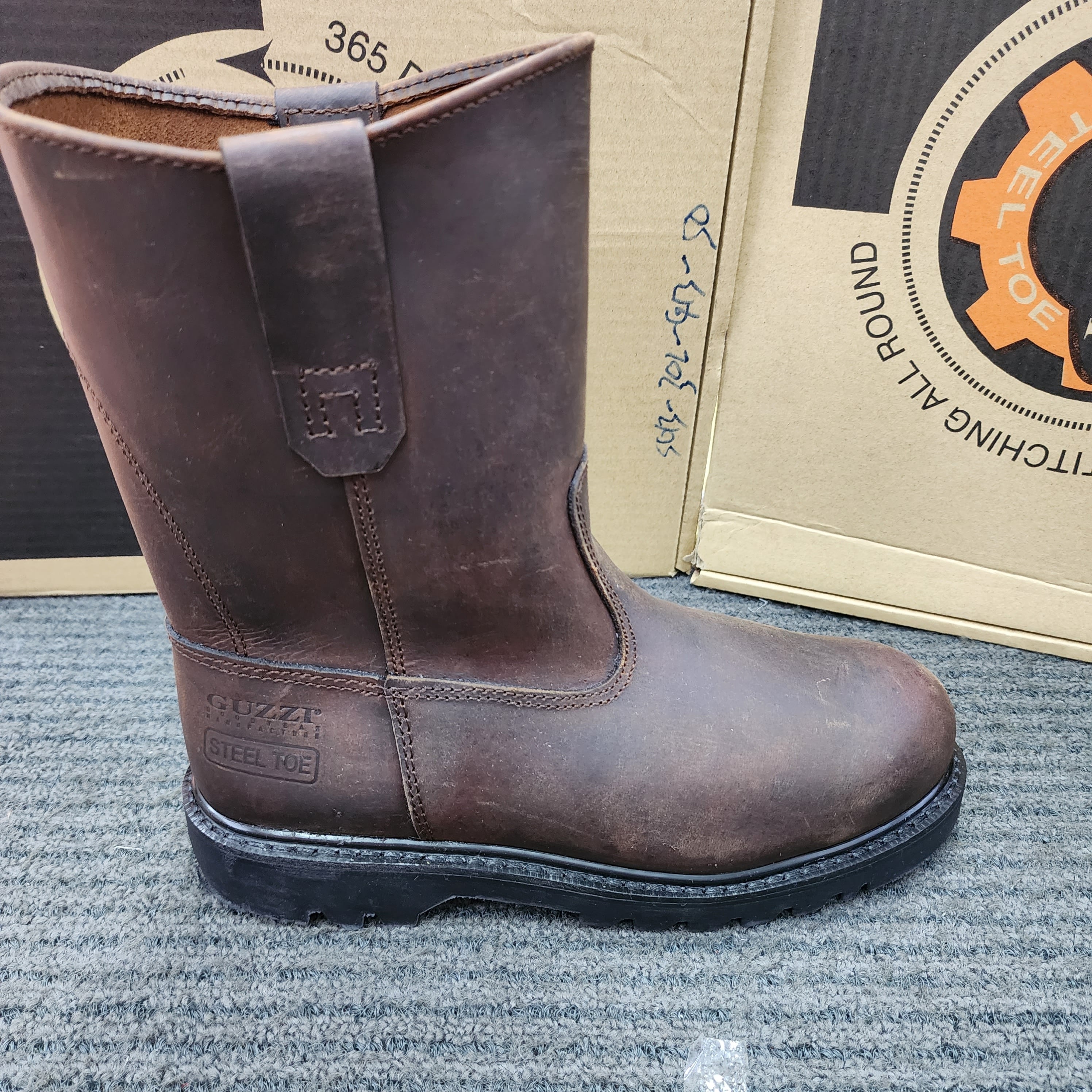 Guzzi 302 High Cut Pull On safety boots SIRIM APPROVED Leather Shoes Leather Rubber Men Steel Toe