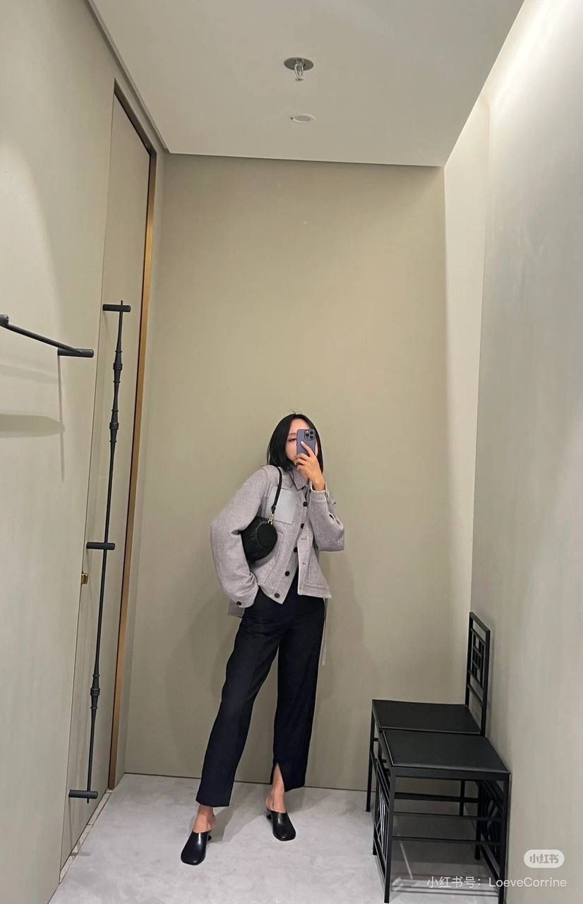 Loewe罗意威 Luna 小号褶皱纳帕皮革单肩包