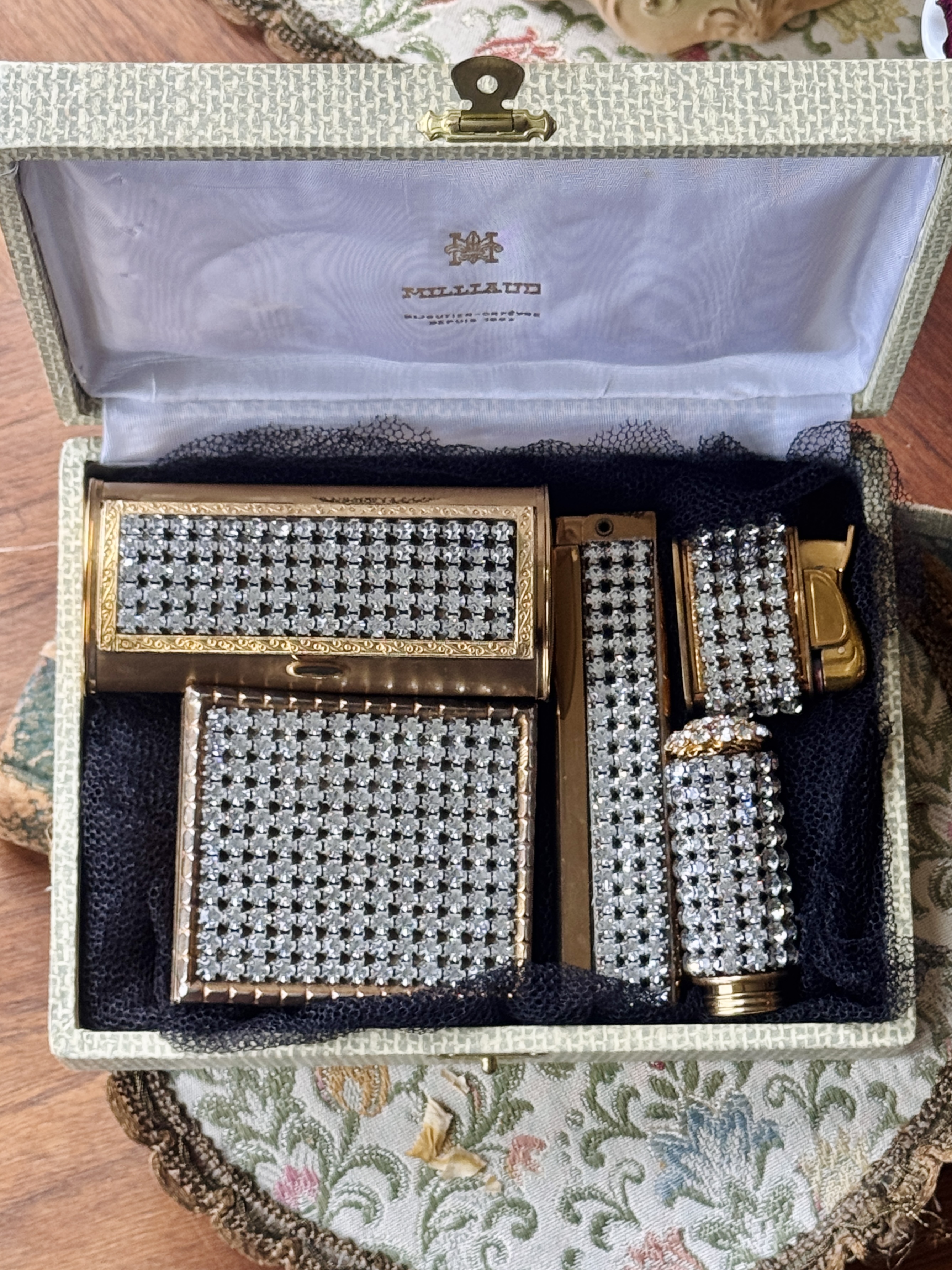 C.a. 1950s Sparkling Rhinestone-Studded Vanity Set of 4 or 5(MT2667)