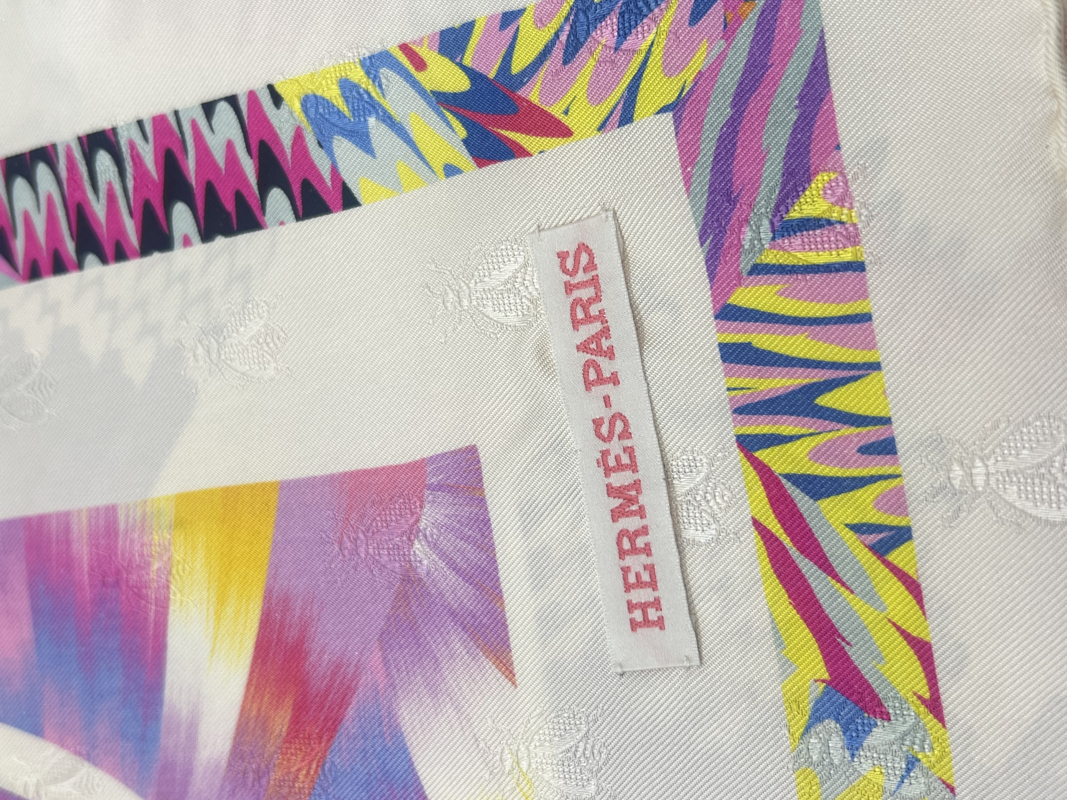 Pre-Owned HERMÉS Scarf / Product Code: 061502