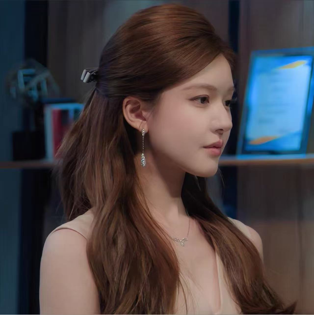 6671 露思同款法式长款耳环