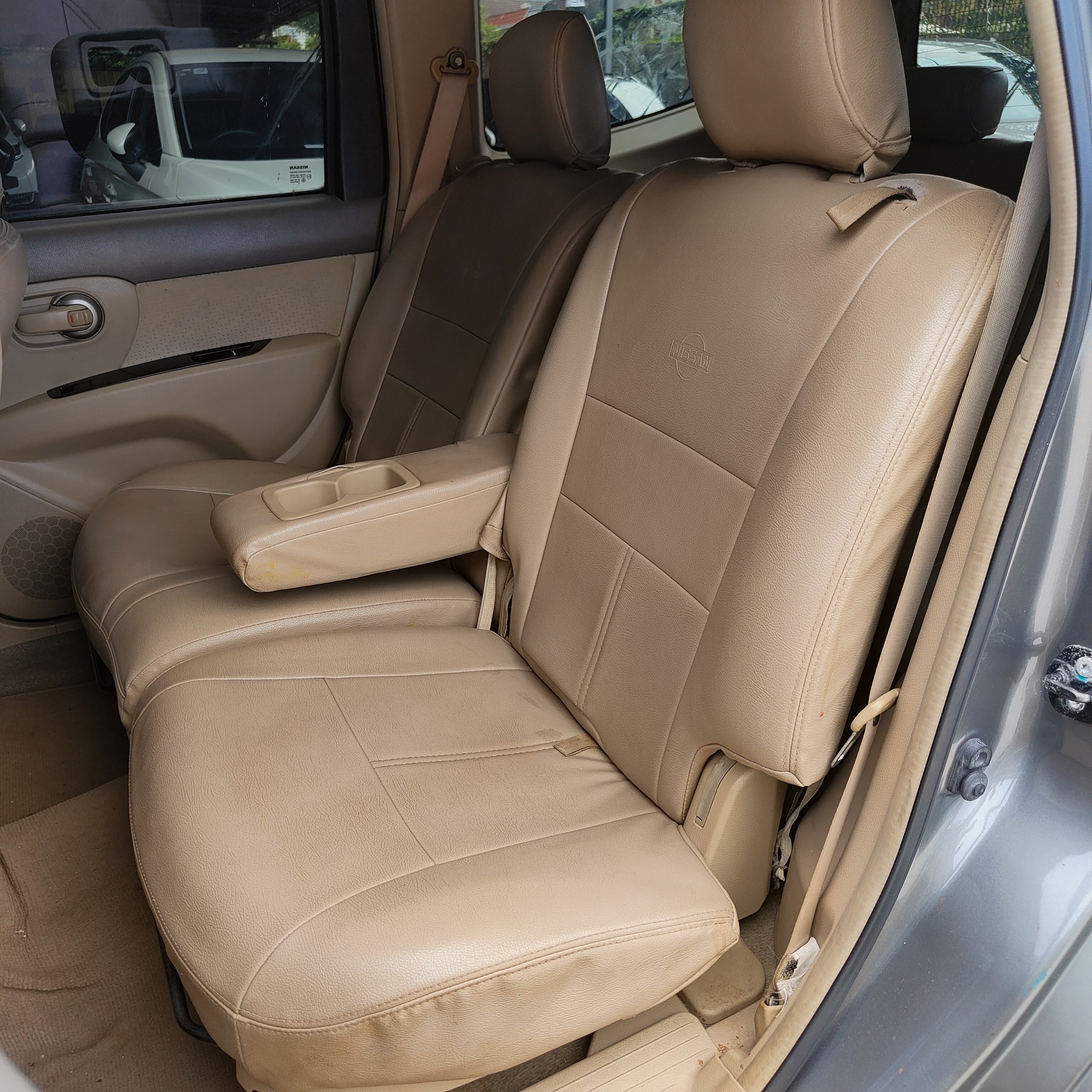 2009 NISSAN GRAND LIVINA 1.8 