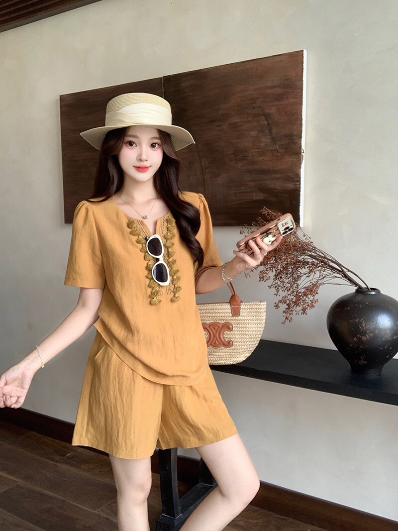 B16(35923) 韩系麻料圆小尖角领短流苏边设计感上衣与短裤蓝黄套装