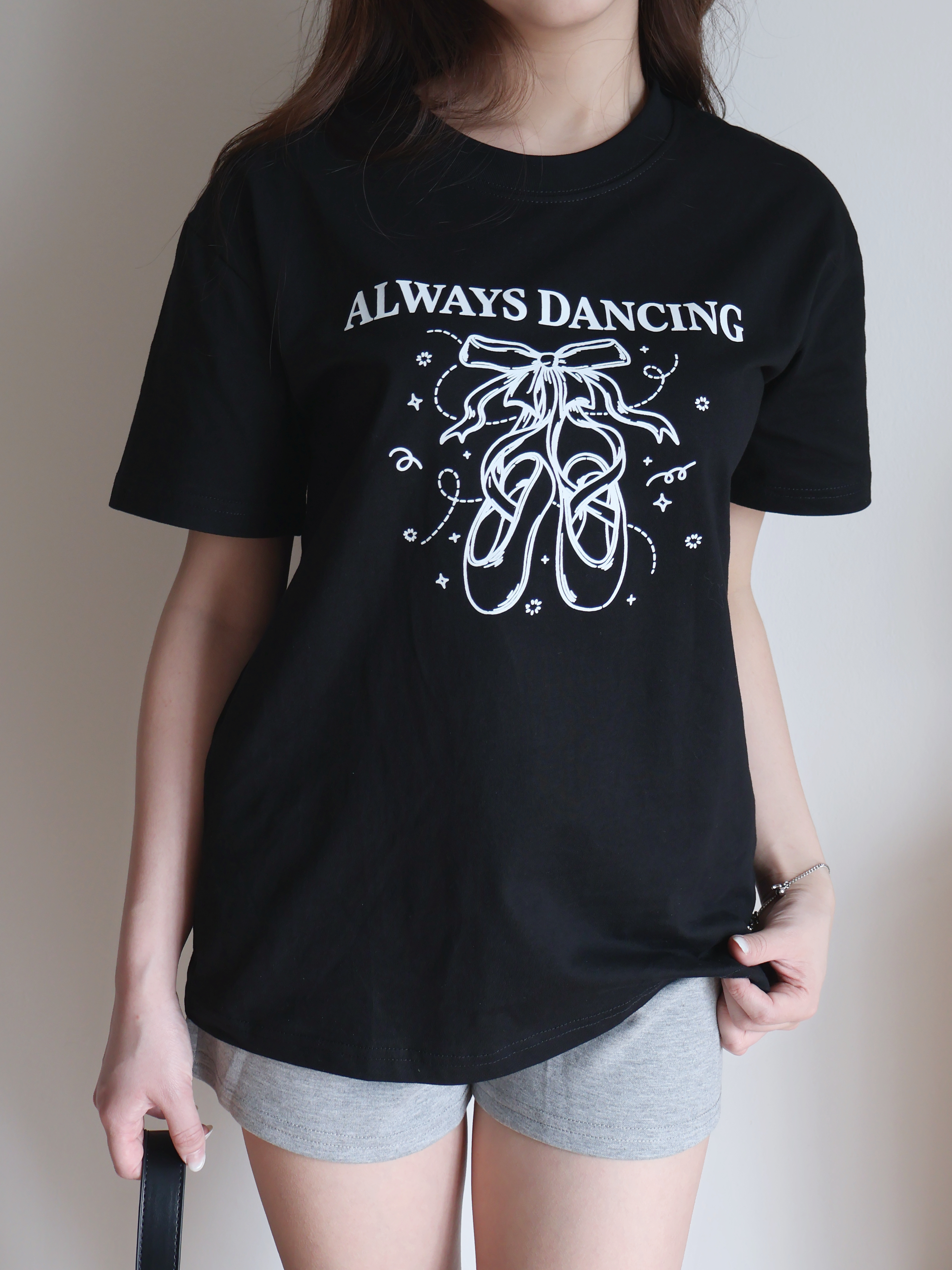 Arela Cotton T | Black