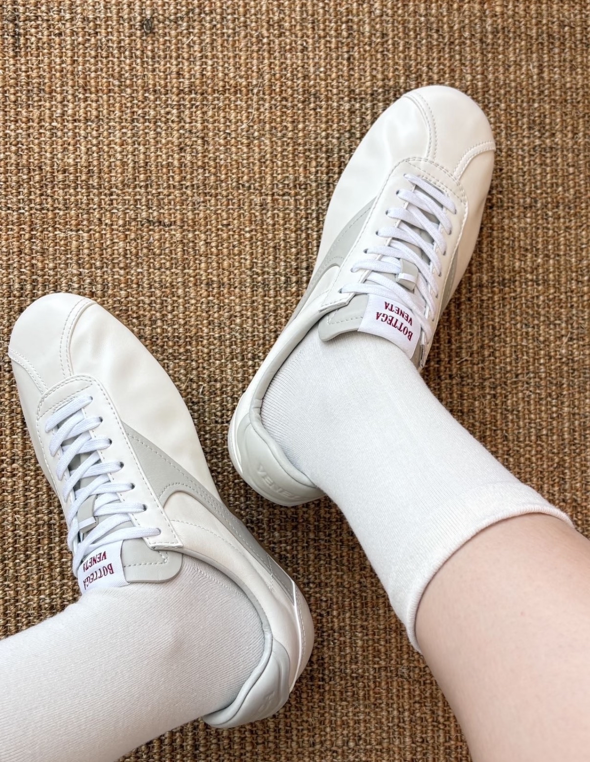 限時優惠✨新款🆕訂貨🍒BV Shot sneaker  最易襯的白色✨  Size 36/37/38/39/40/41