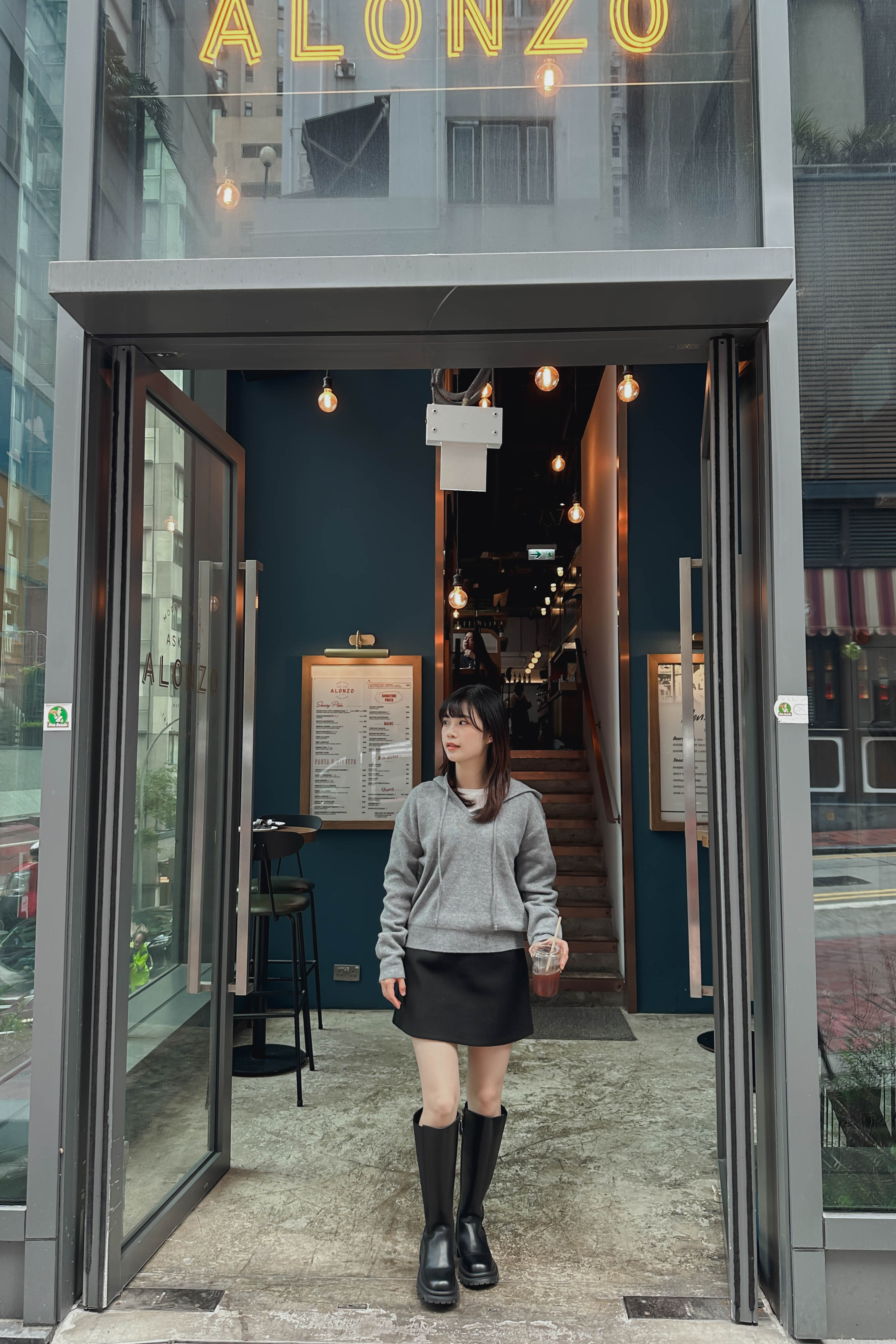 極顯瘦！毛呢修盆骨A字短裙 (兩色入)