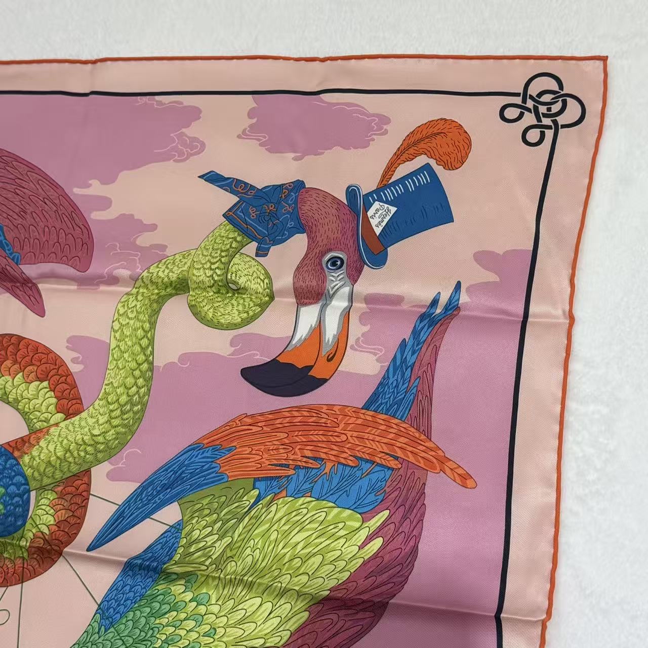 Hermès Tied Up in Knots 70 cm 真絲方巾