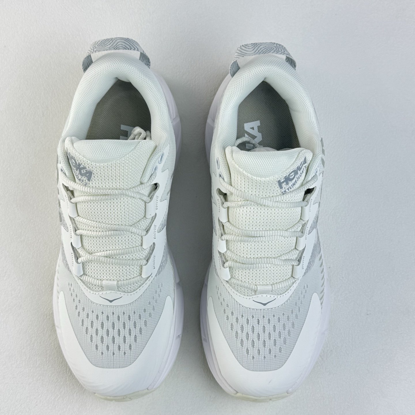 Hoka One One Skyline-Float X