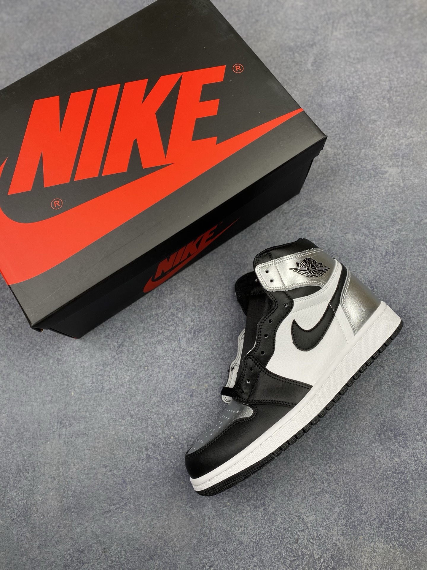 Nike Air Jordan 1 Retro High OG