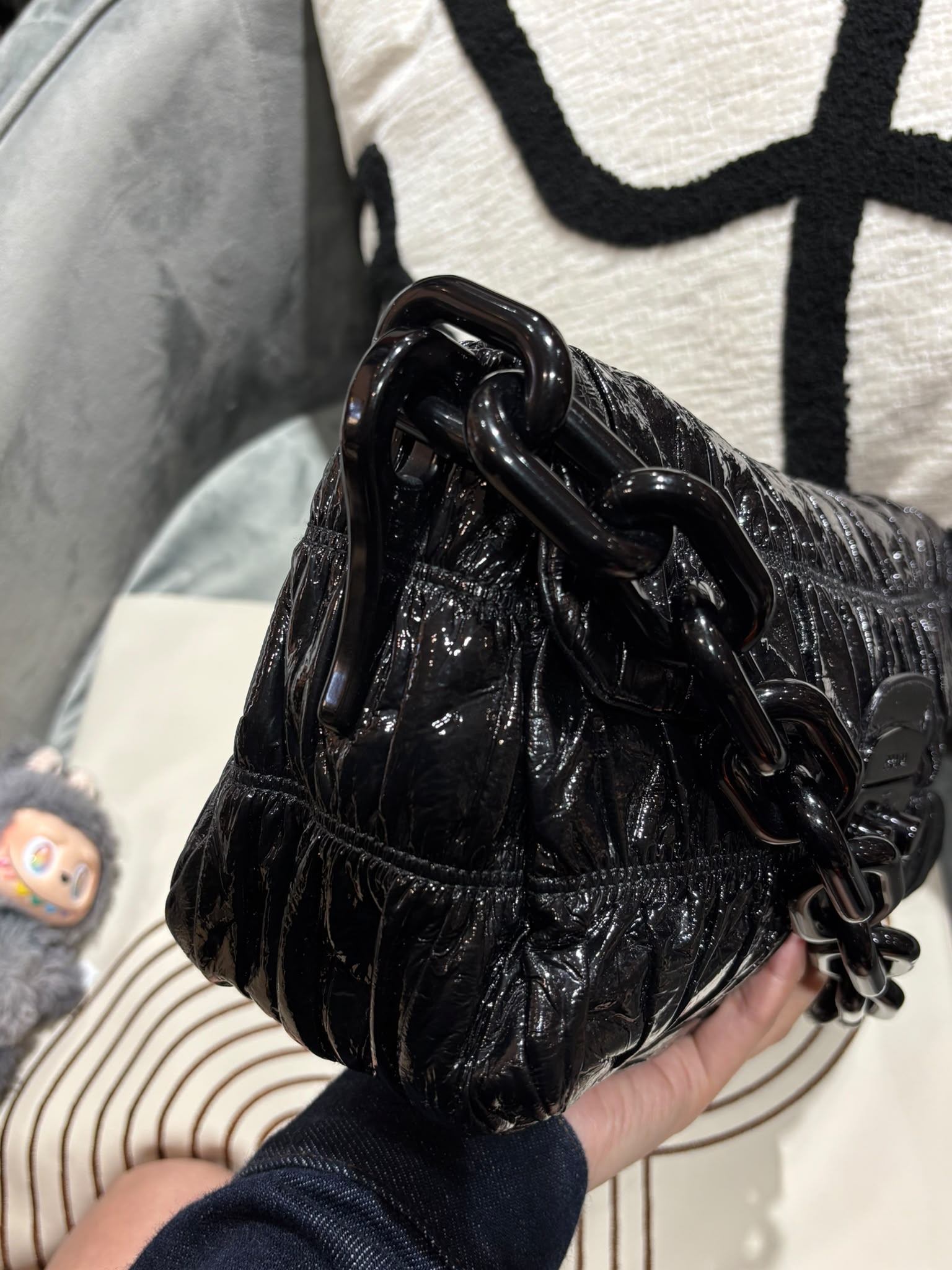 Prada So Black Shoulder Bag 油蠟皮 100%Authentic, 98%New ✅Dust bag