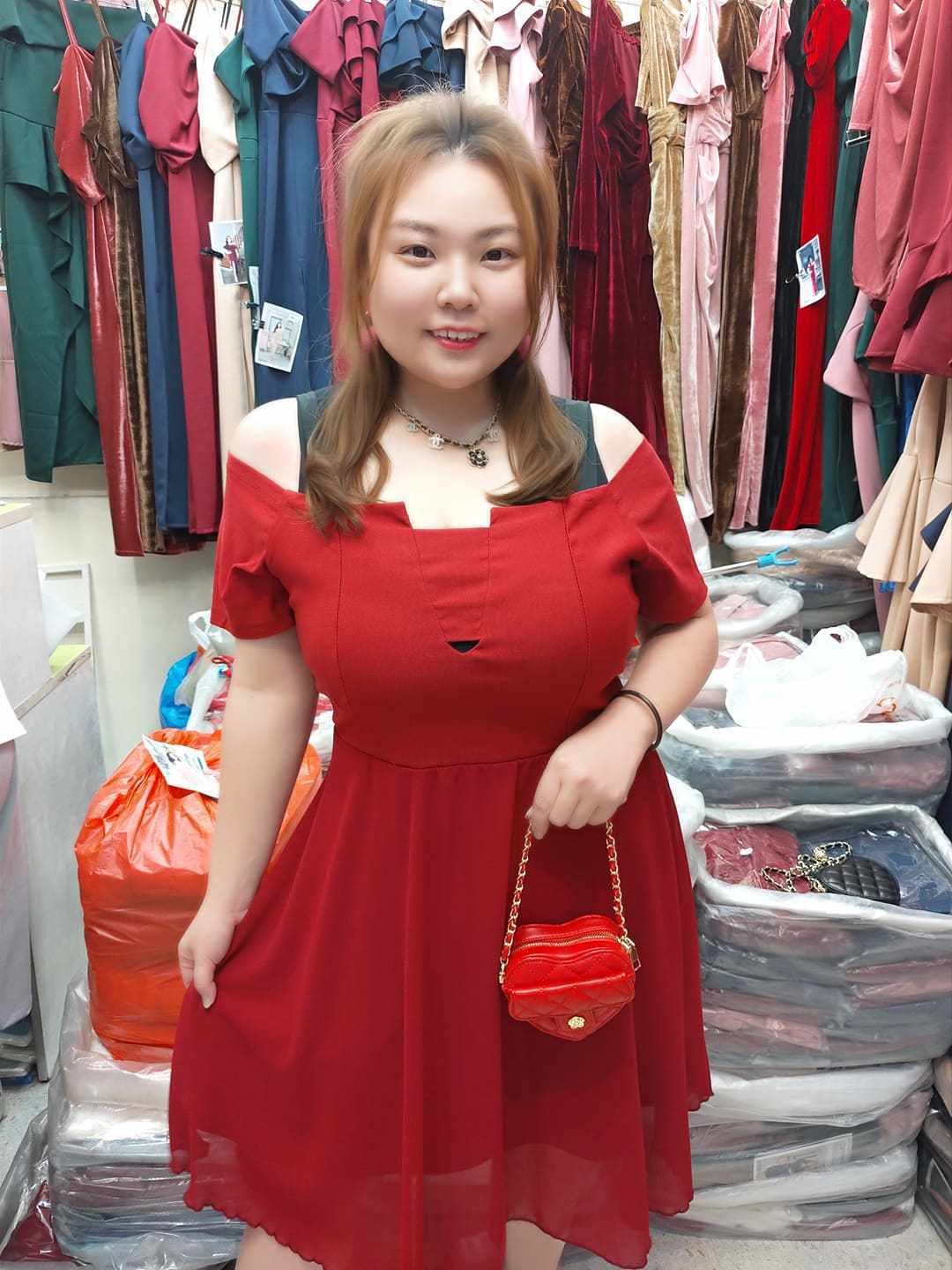 B02/BB0018 🔥特价🔥一字肩小镂空短礼服