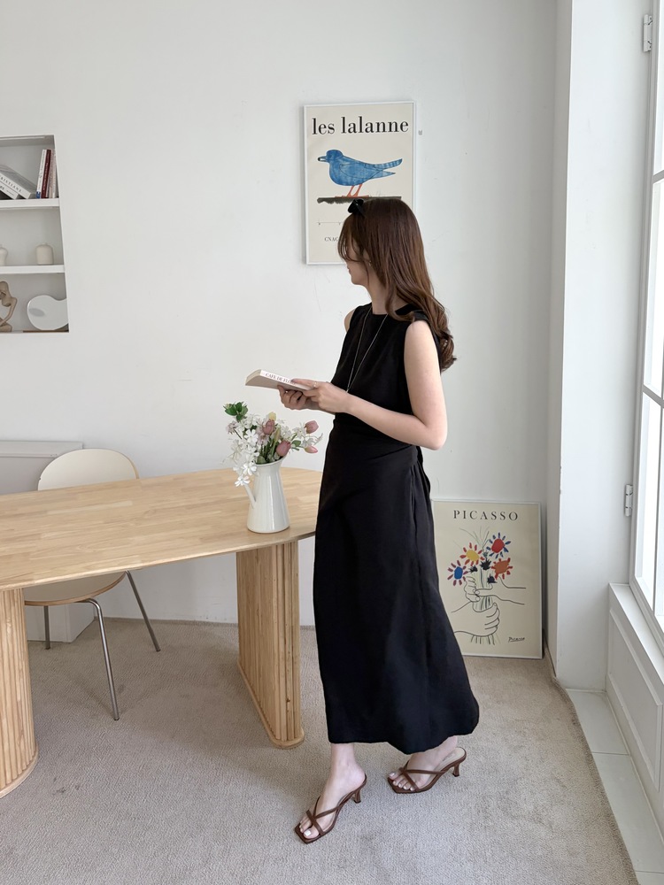 Effortless Wrap Dress (Black)