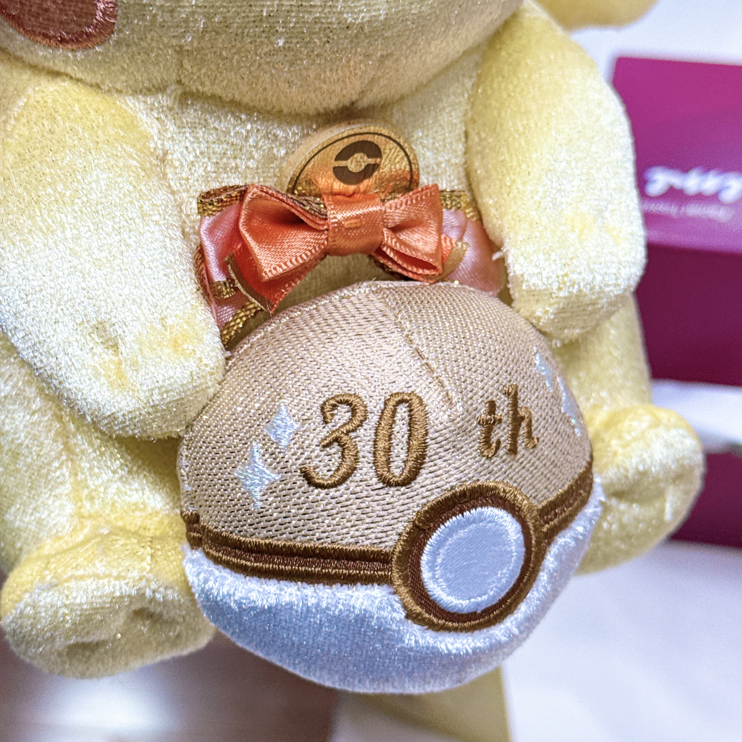 日本版比卡超30周年限定版公仔/公仔掛飾