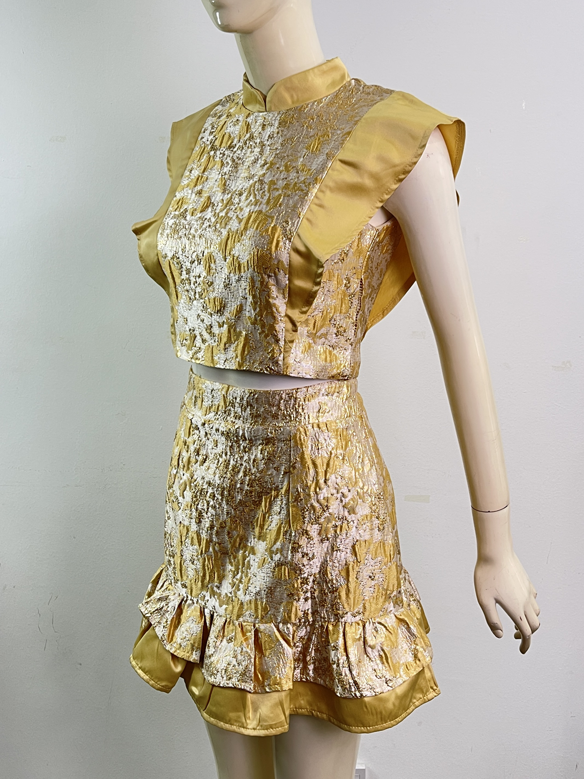 Bloom Royale Ruffle Qipao Set MC68