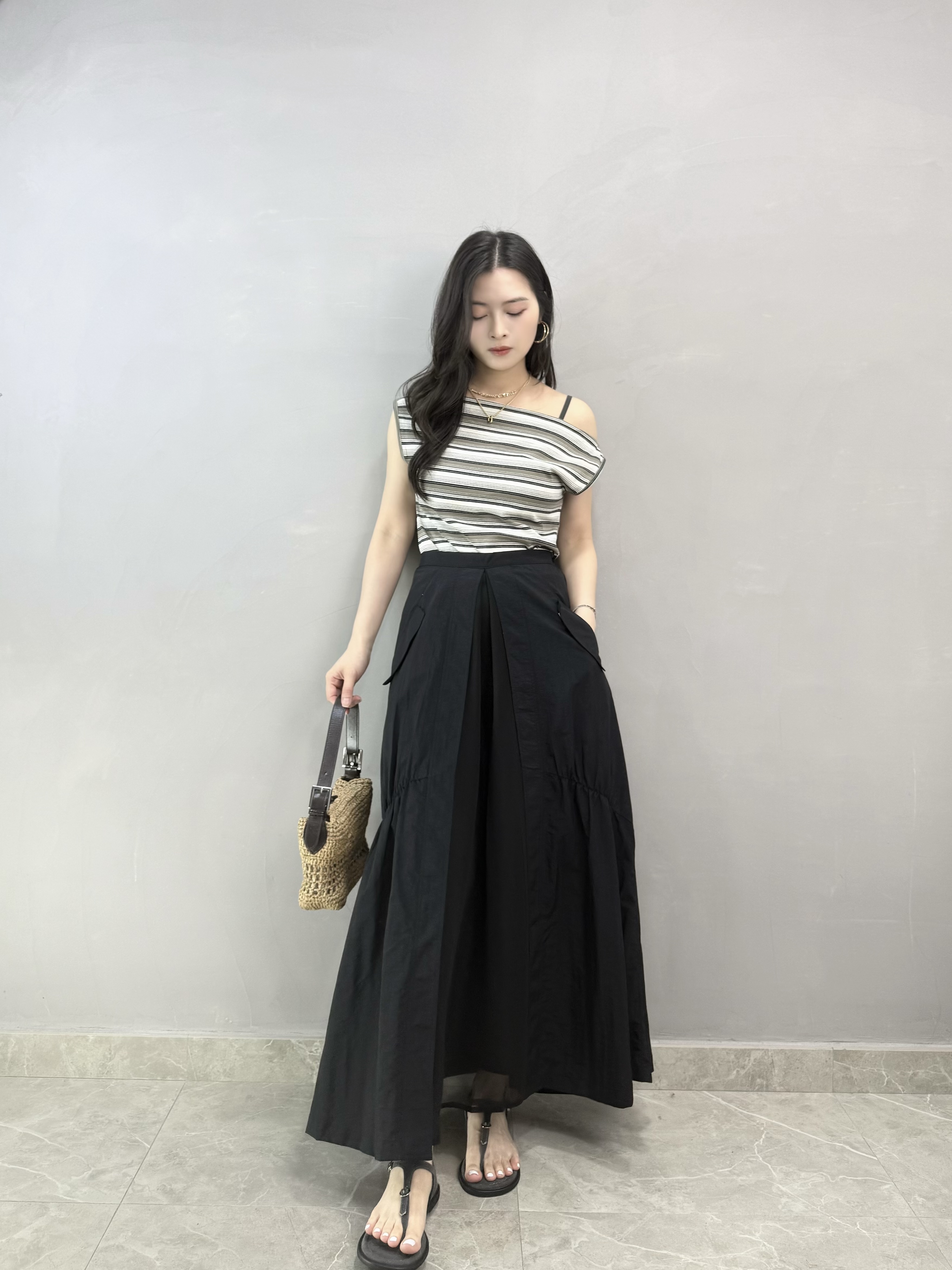 N80 斜領橫間Top跟帶