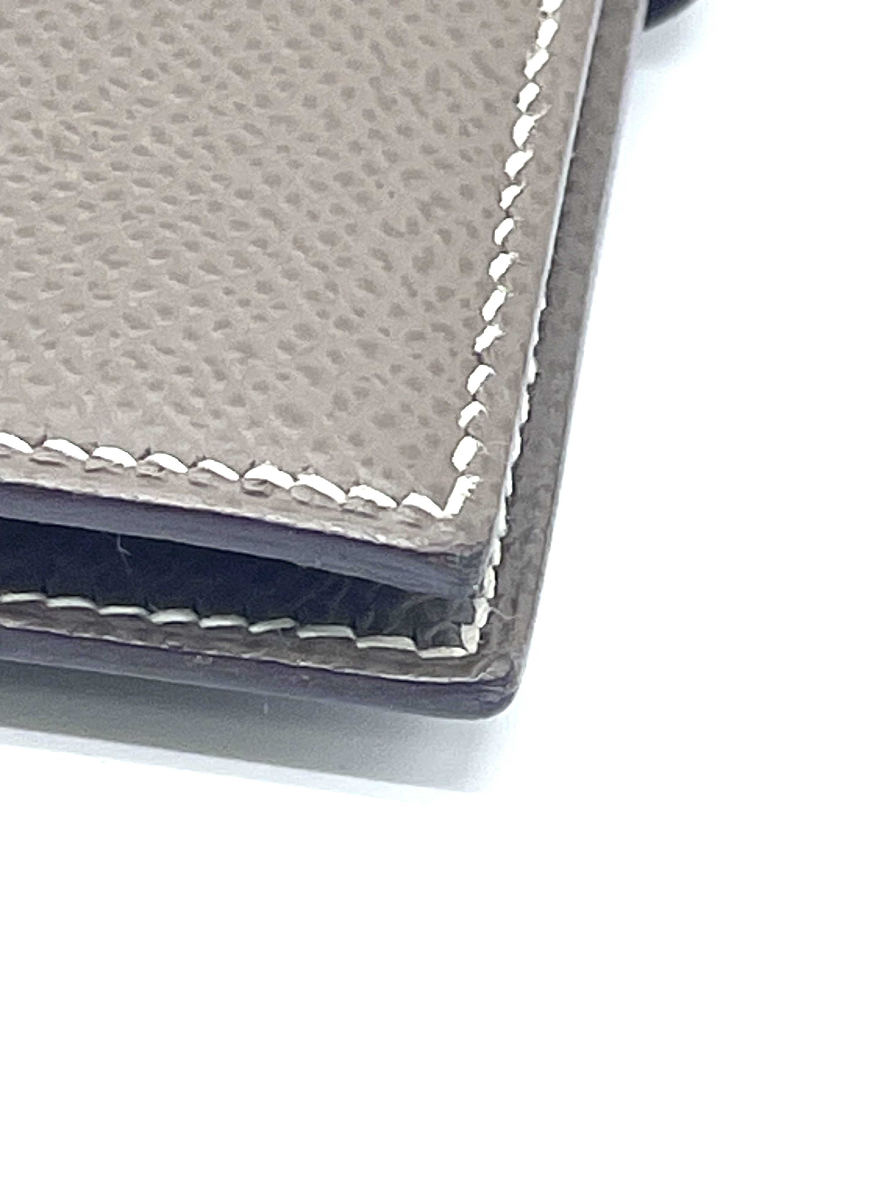 Pre-Owned Hermes Wallet Stamp U / Product Code: 26041203