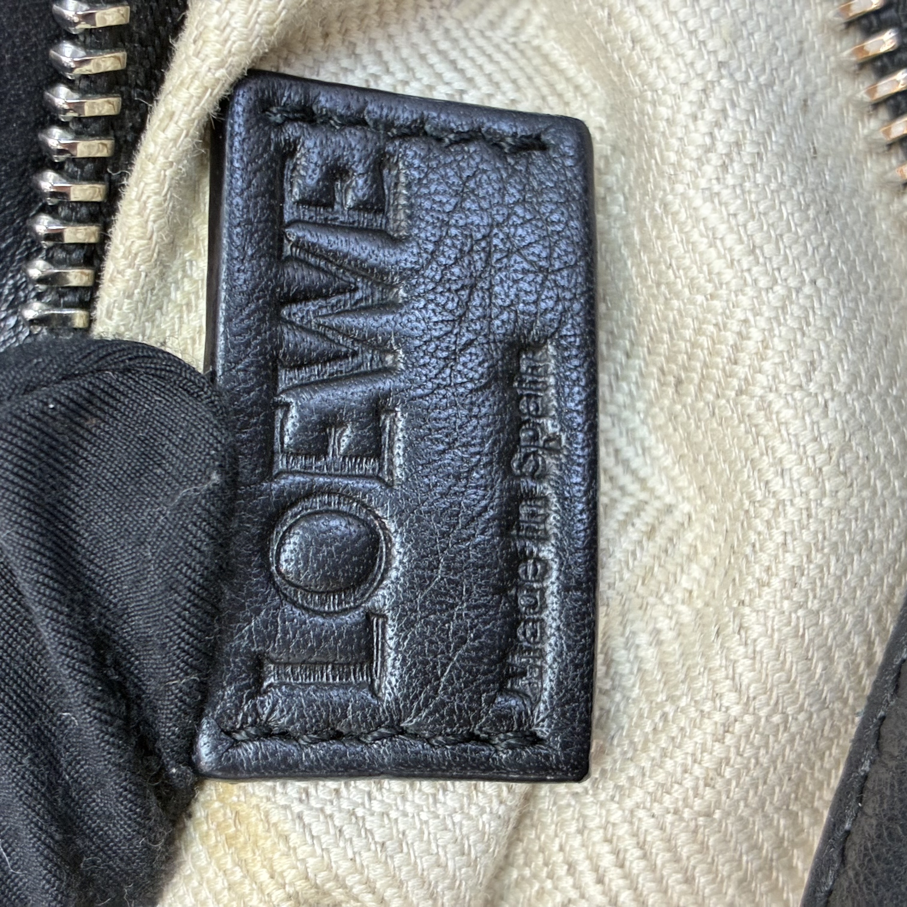 Loewe puzzle bag百搭黑色