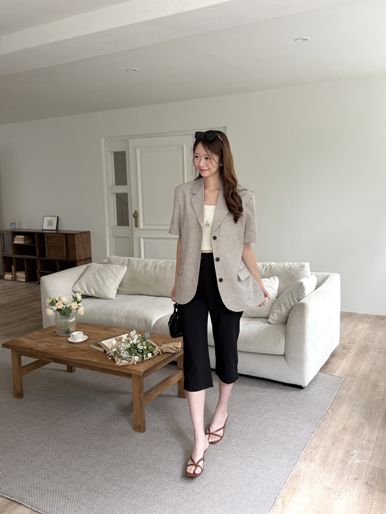 Side Slit Cropped Pants