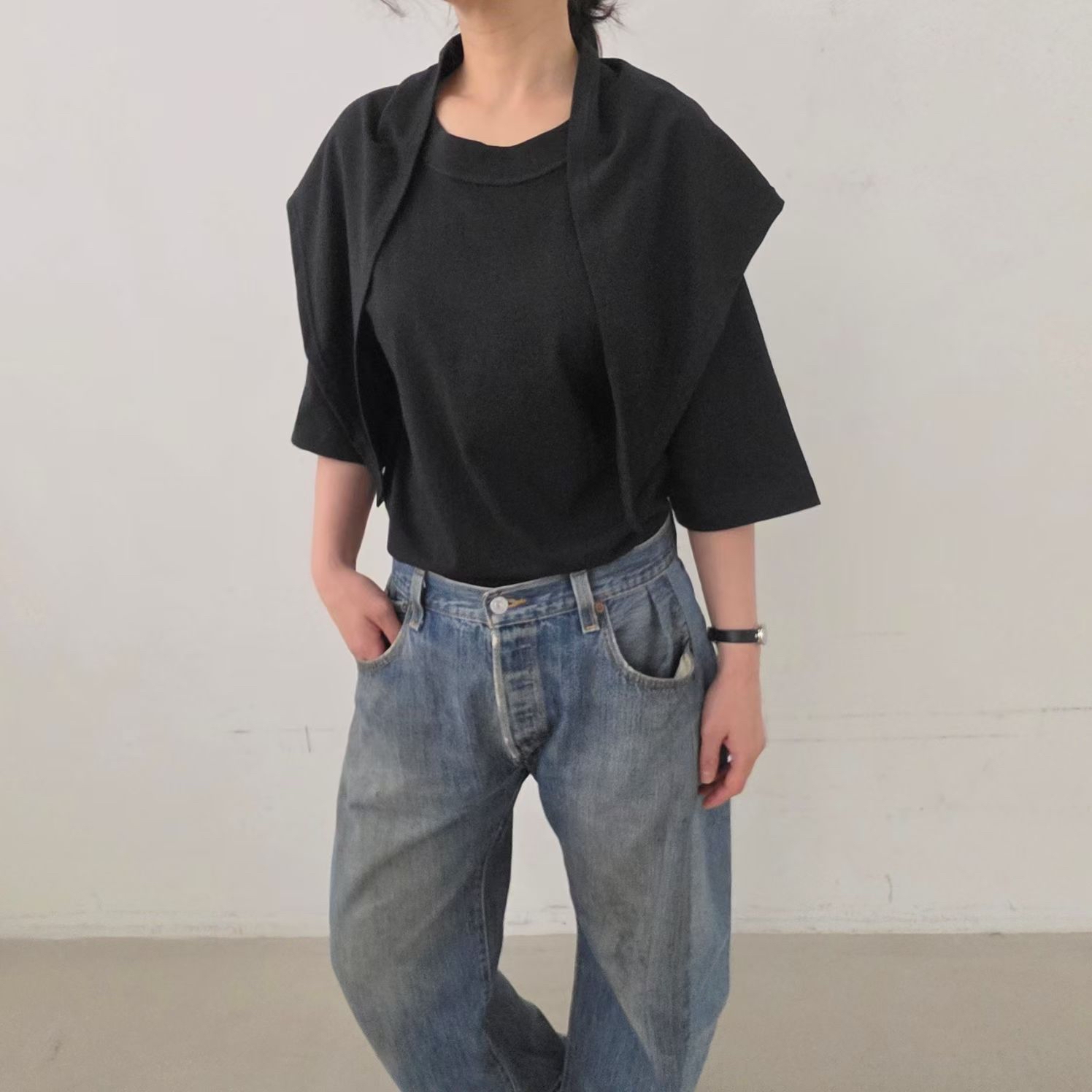 假2 件scarf Top 