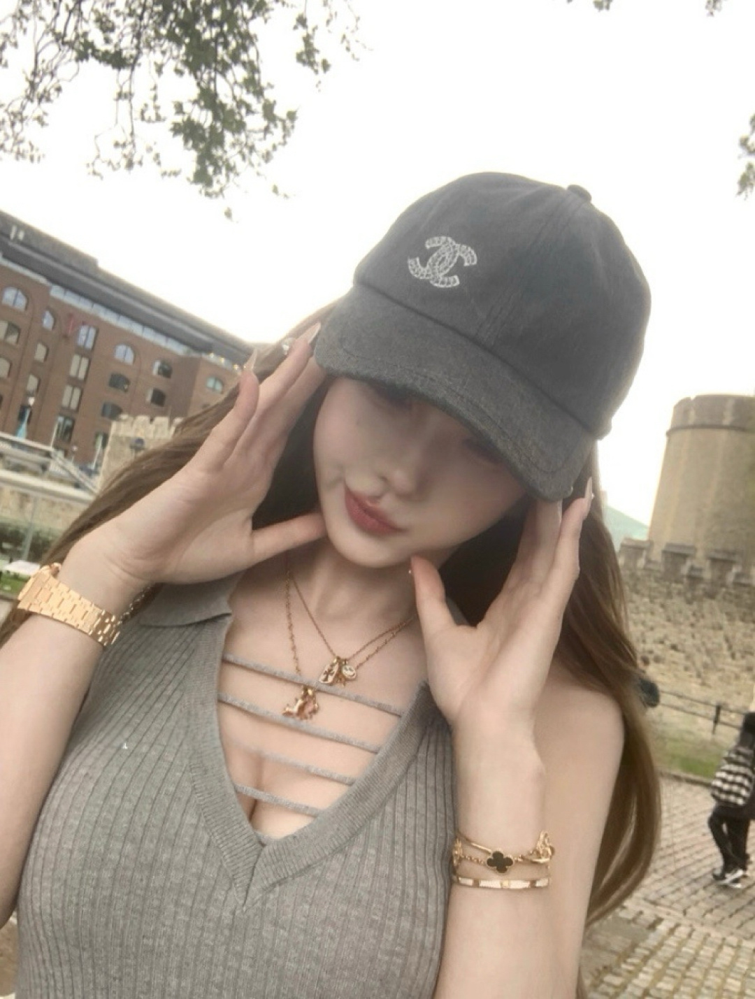 1741 Cutout Knit Halter Top Freesize 纯欲风镂空挂脖针织背心