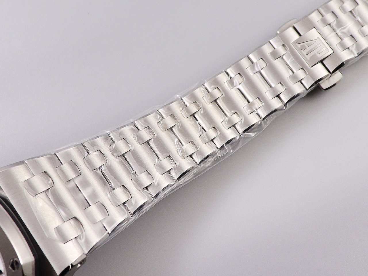 A P皇家橡树26170 🔥小熊猫系列 7750全自动计时机芯，尺寸：42*16毫米🌟