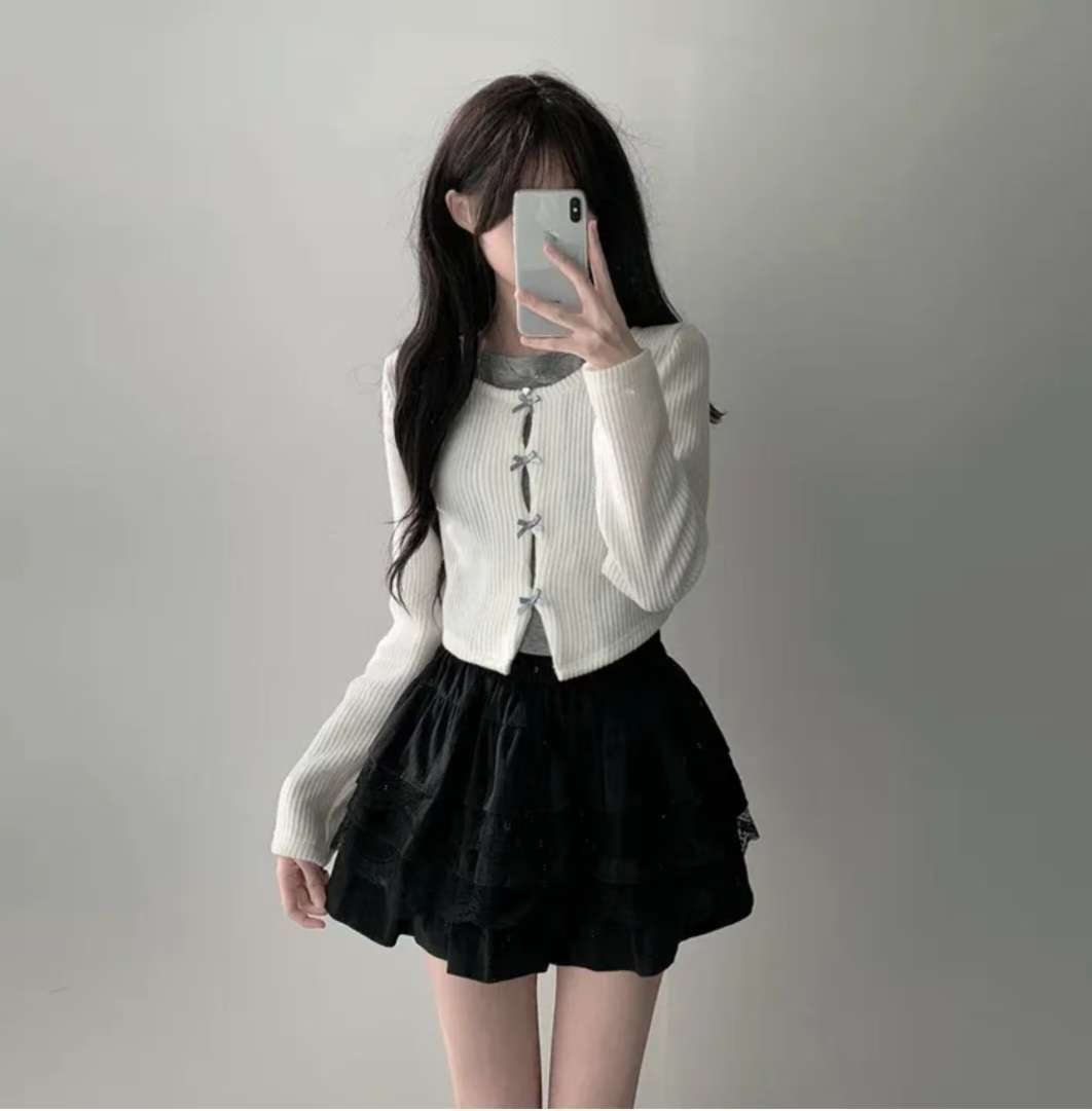 已售罄❌長期熱賣款式！燈芯絨假兩件蝴蝶掛頸top