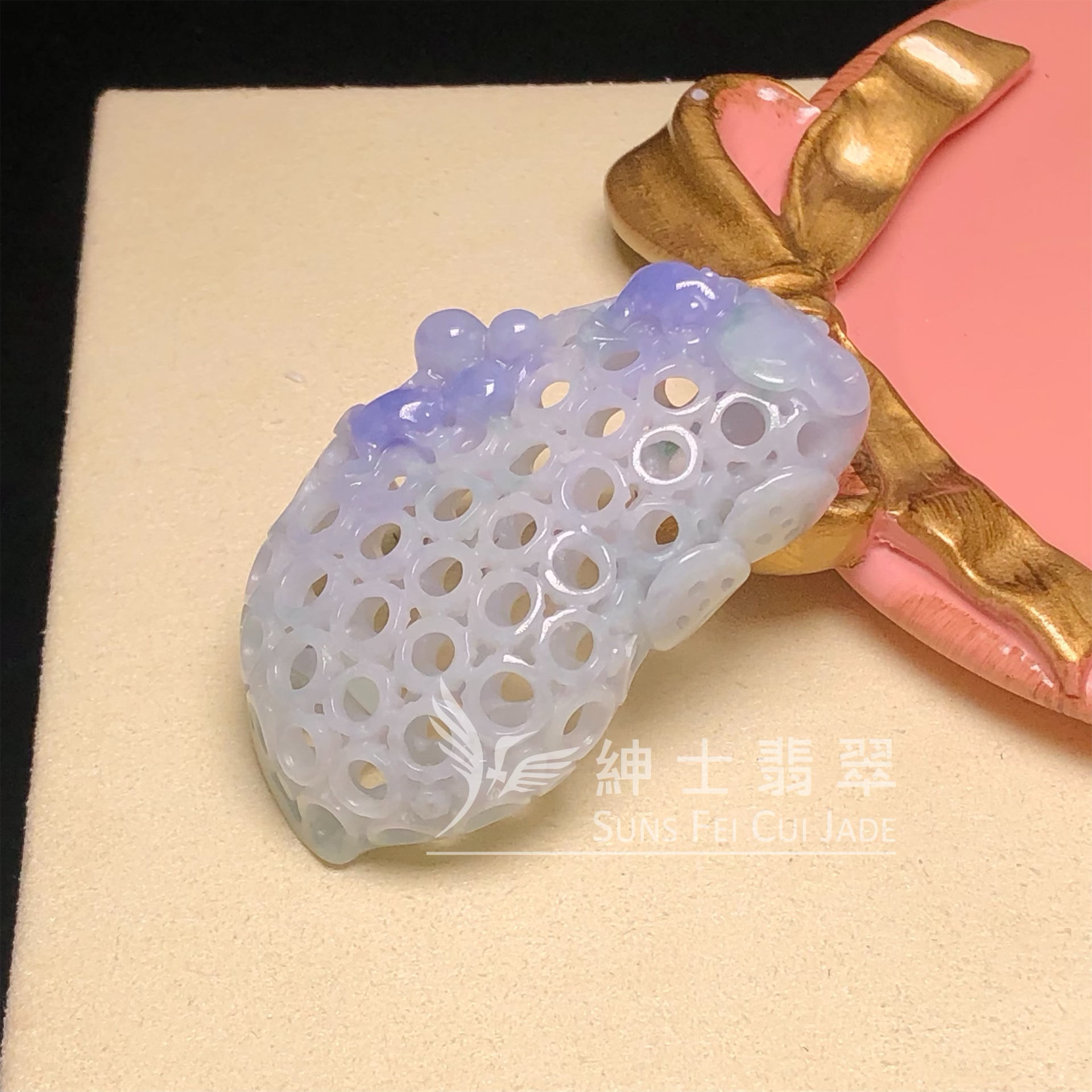 YK00357 紫羅蘭鑲空雕刻萬壽果