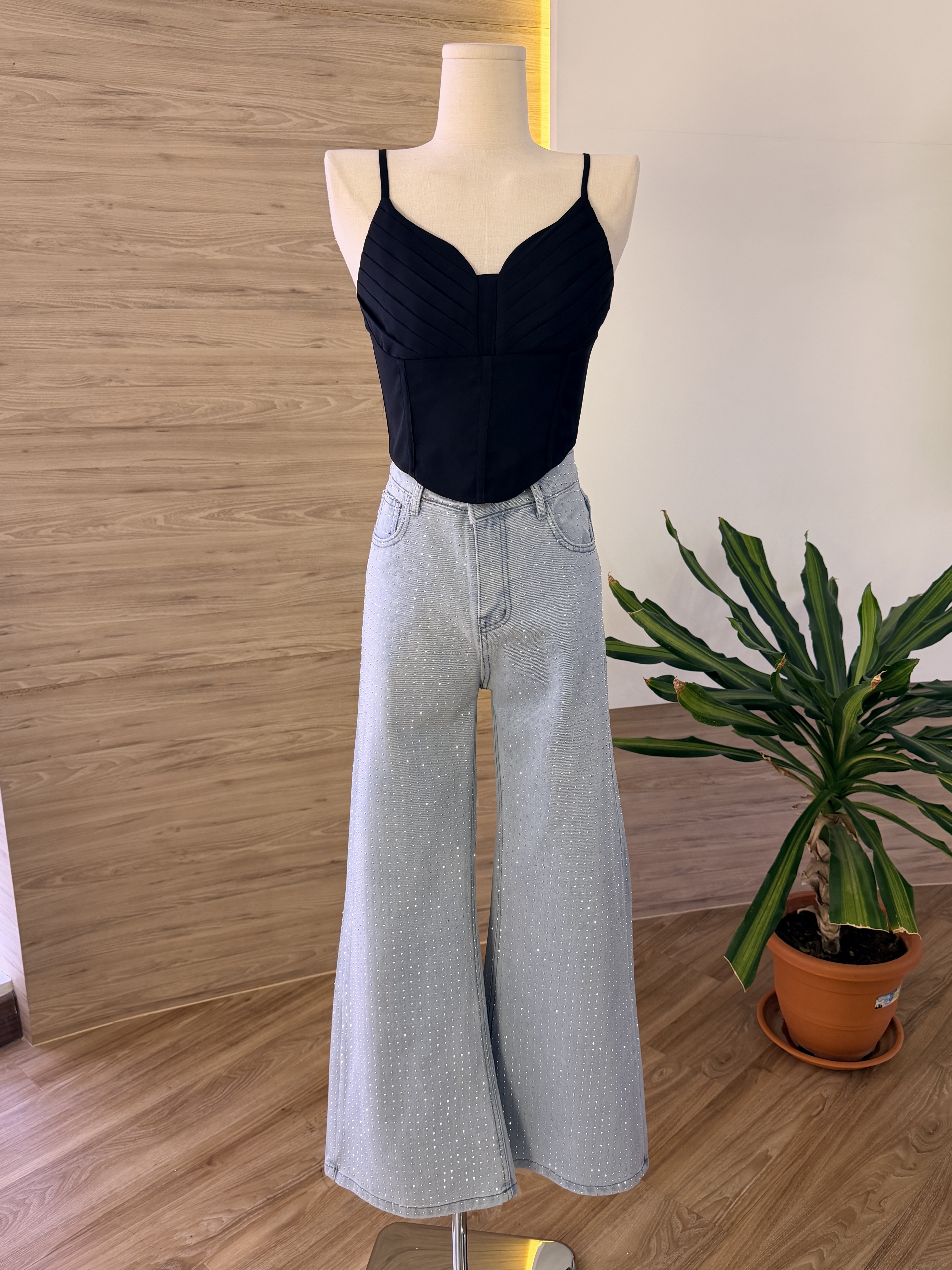 Victoria Wide Leg Pant