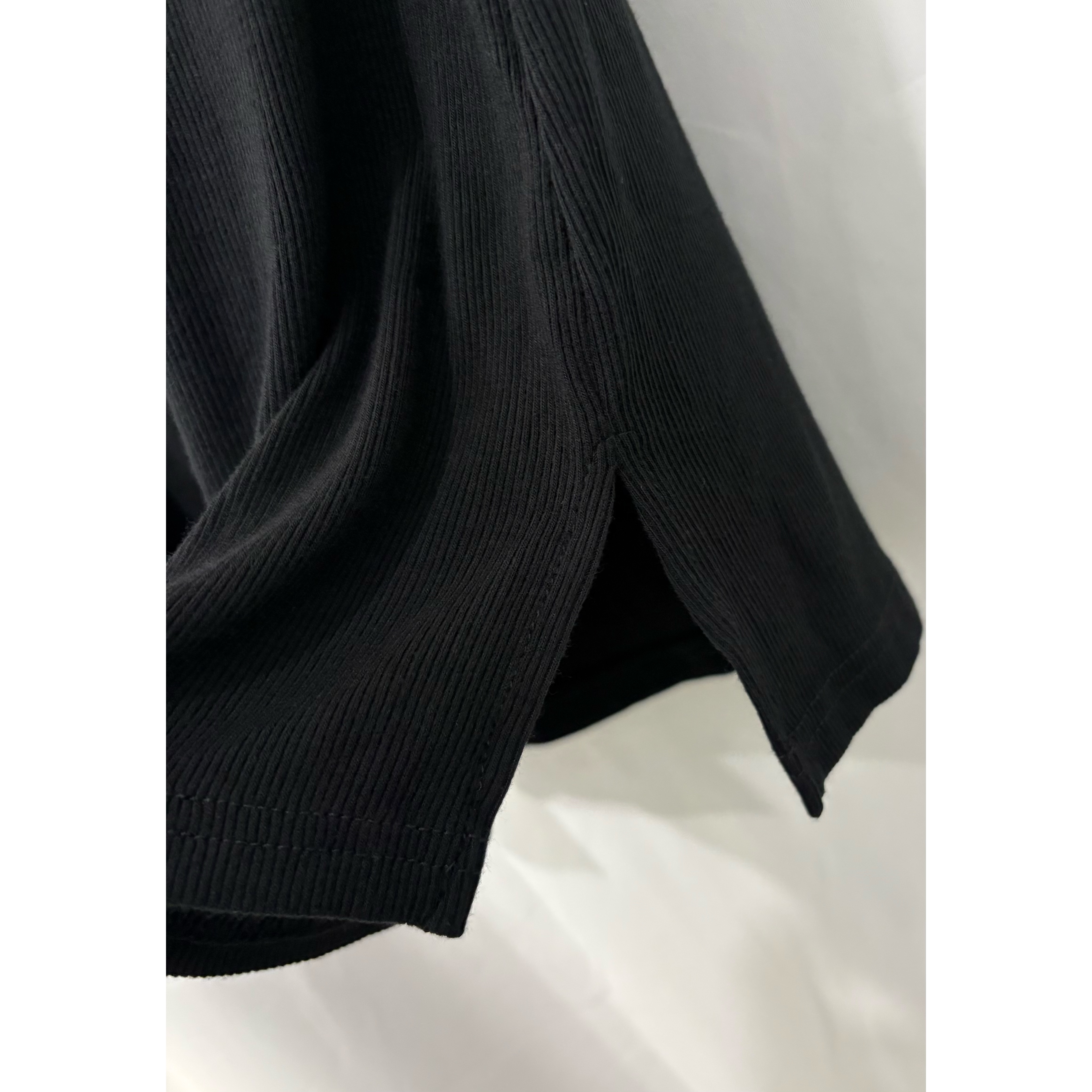 新品價8月4截單🍑2608B《BUTTON SIDE SLITS OPS》