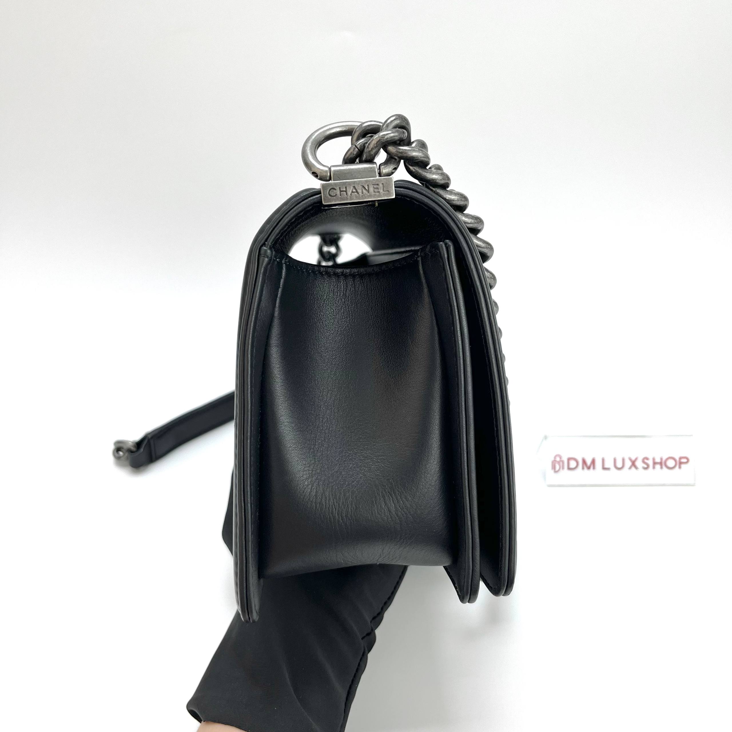 Chanel Boy Black Medium SHW (Microchip)