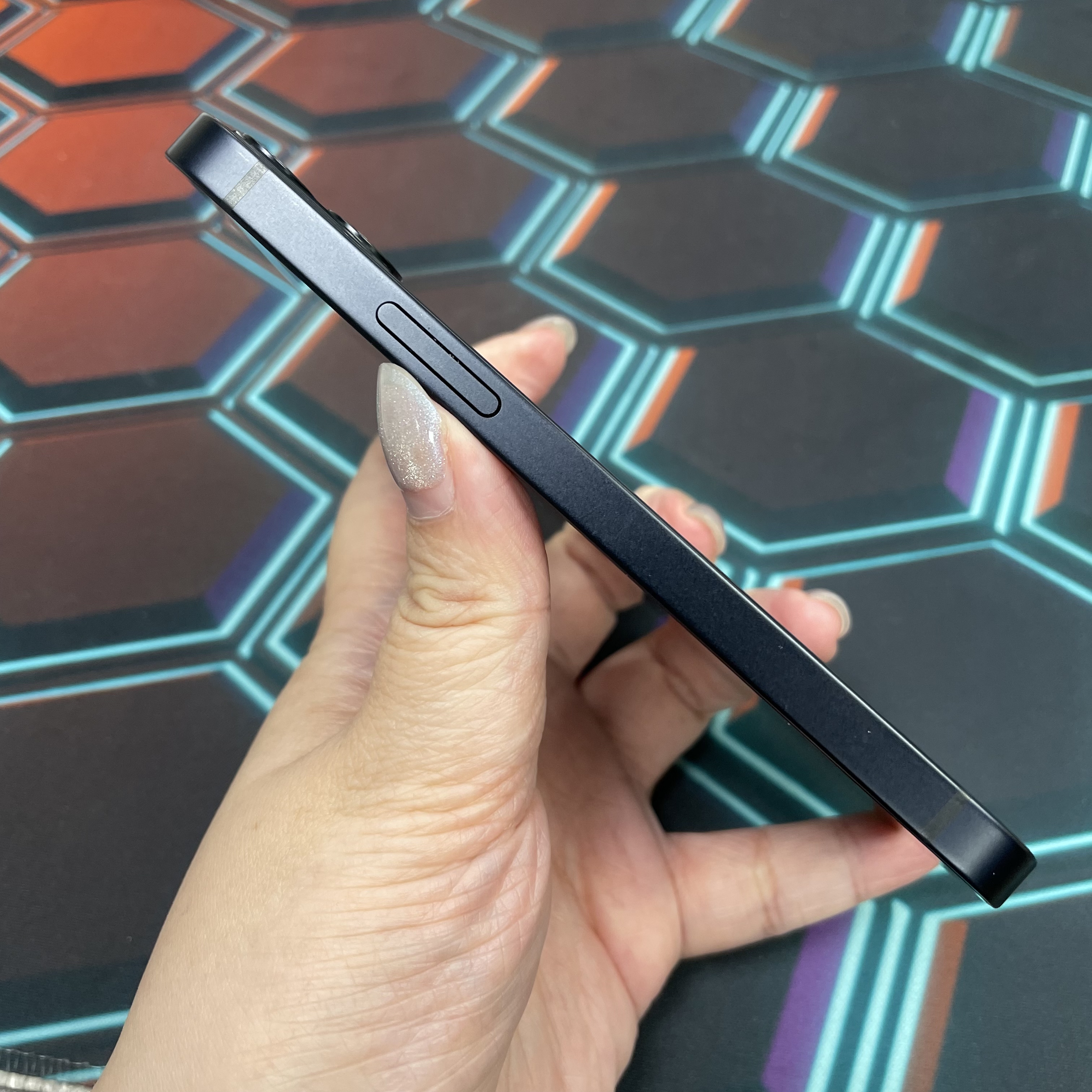 *7144 12 勁靚機 128GB 電100 黑色 black