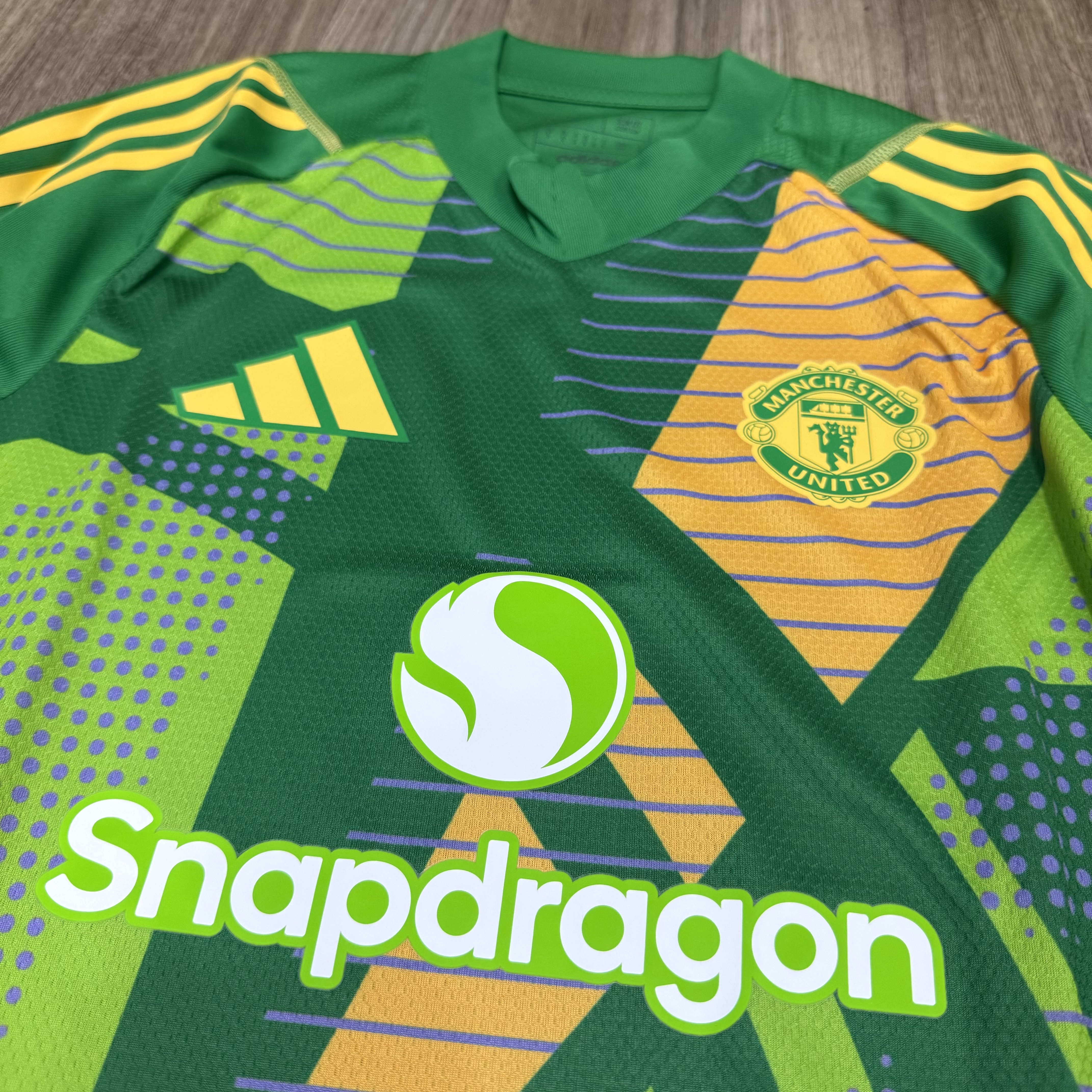 Manchester United 24/25 player issue goalkeeper shirt