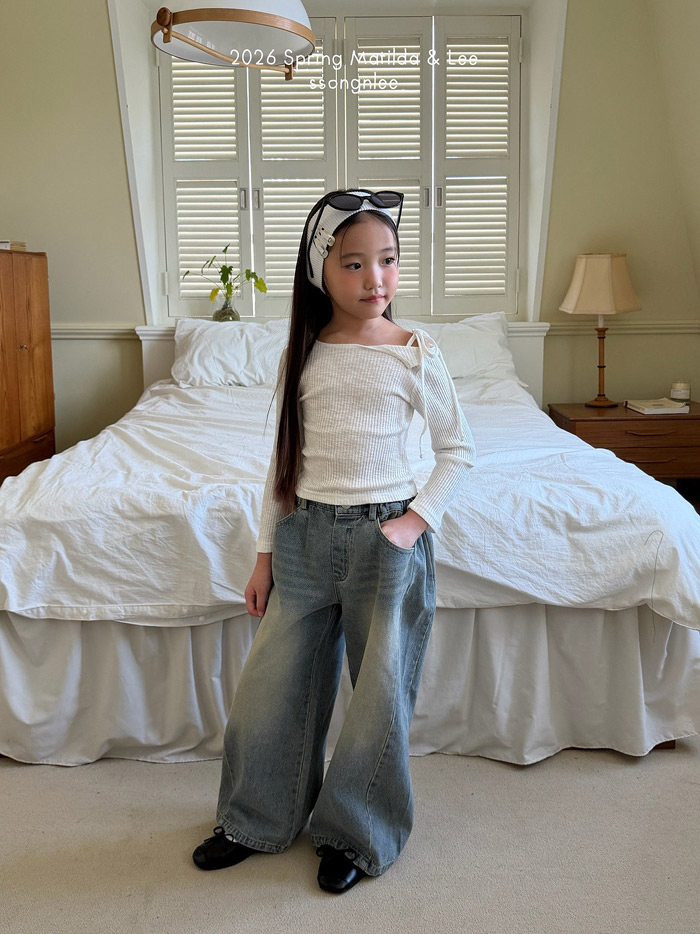 🇰🇷Matilda&Lee tee