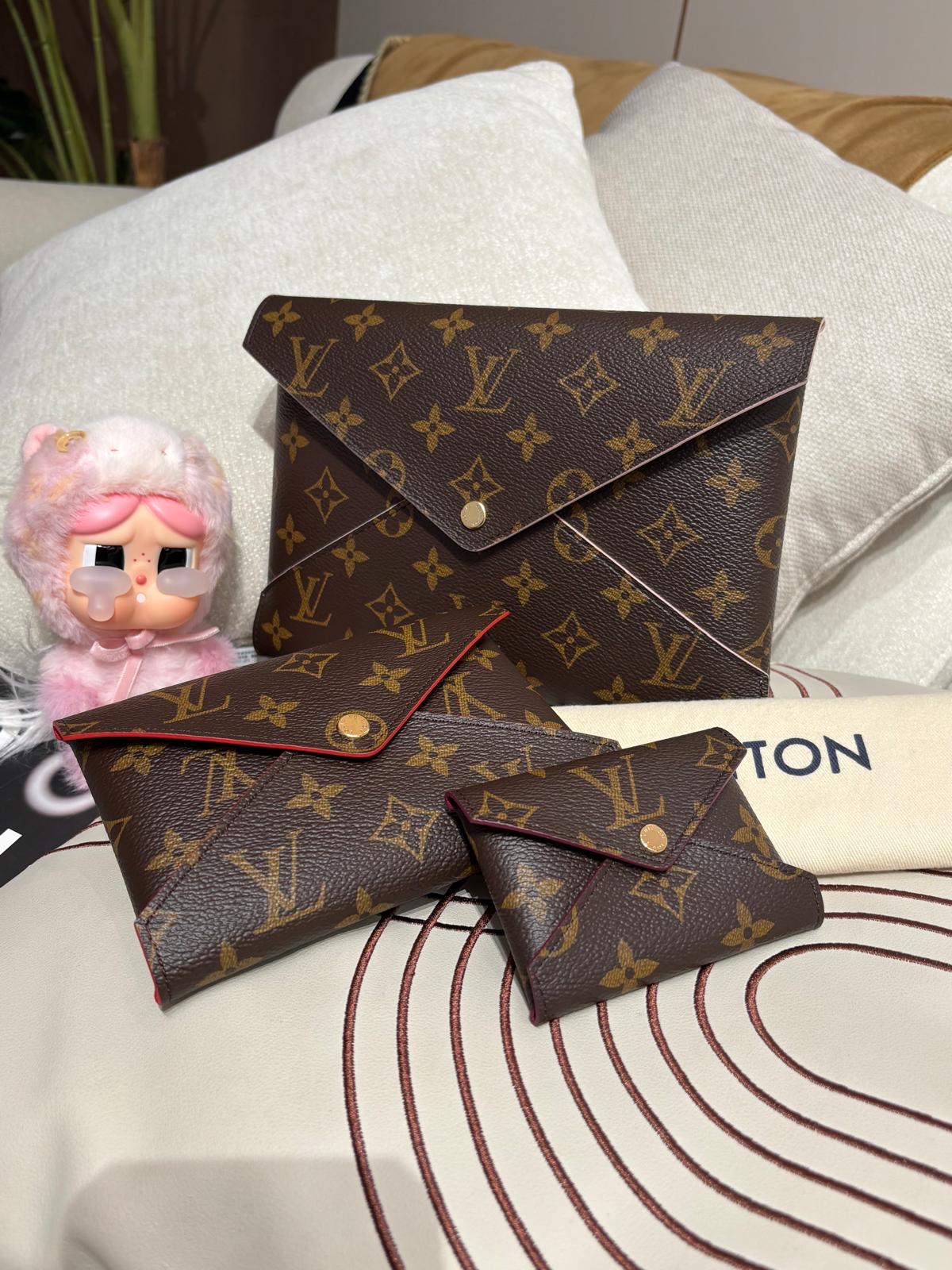 全新 Lv Kirigami Pochette M62034  1 set 包括3個monogram pouch 😍 100%Authentic, Brand New全新 ✅dust bag ✅Box