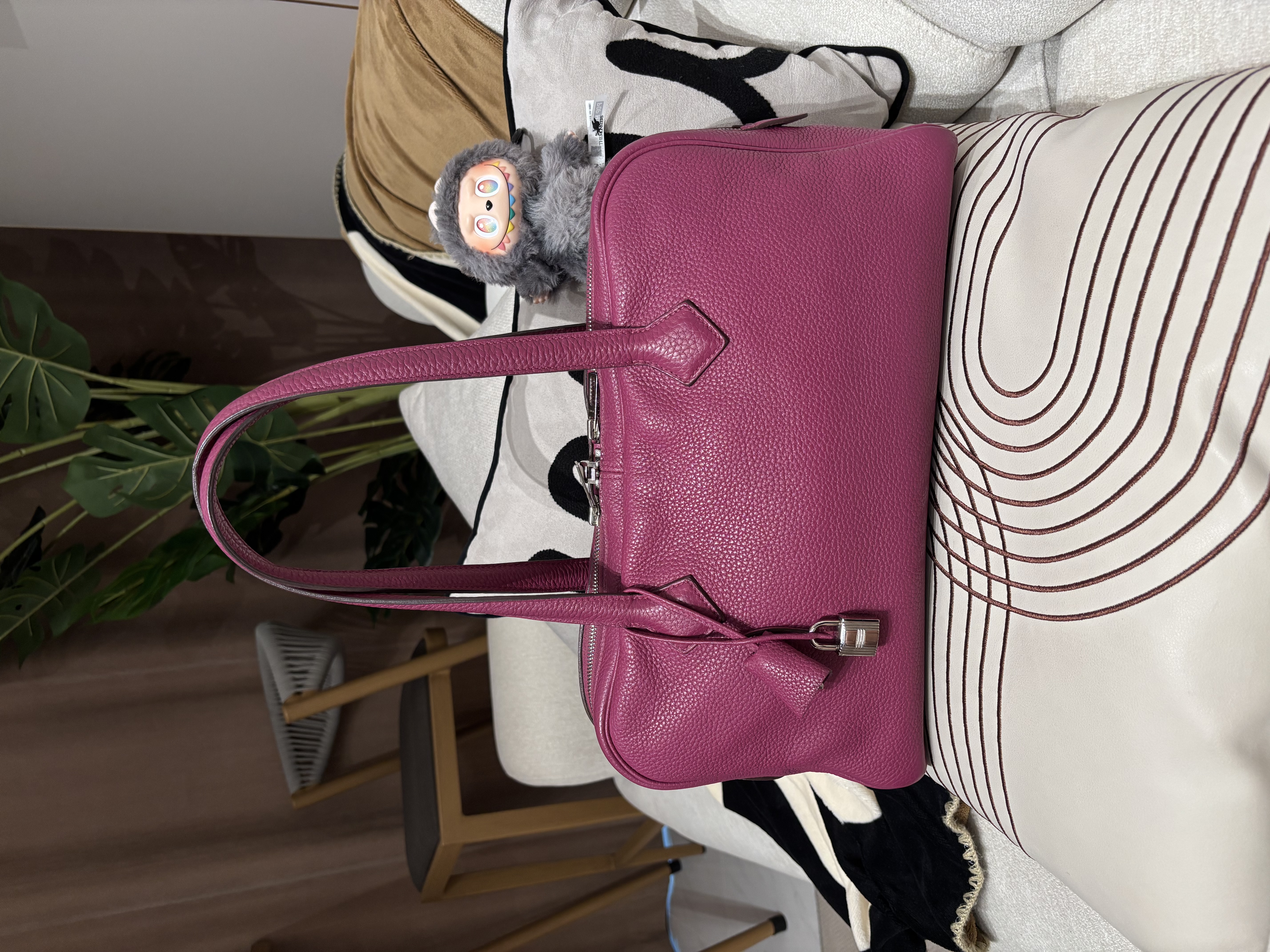 Hermes Victoria Elan 100%Authentic, 95%New ✅key Lock✅Dust bag
