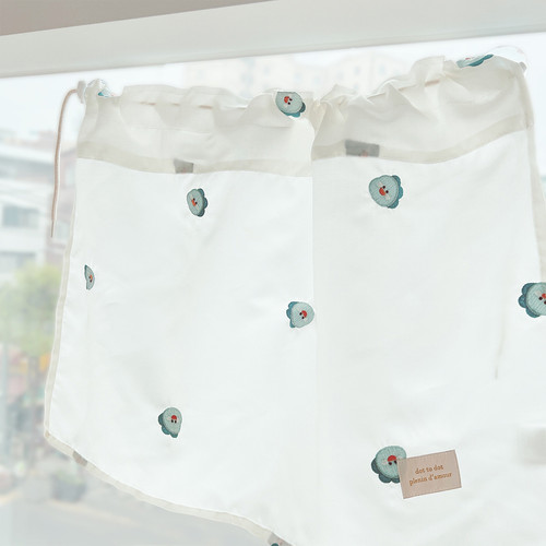 DOTTODOT 刺繡車用遮陽簾 (Soft Embroidery Sunshade)