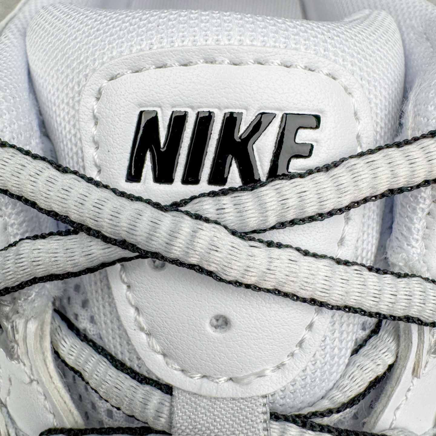 Nike P-6000 CD6404-107 