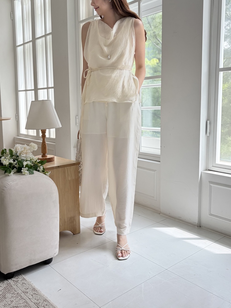 Draped Airy Blouse (Cream)