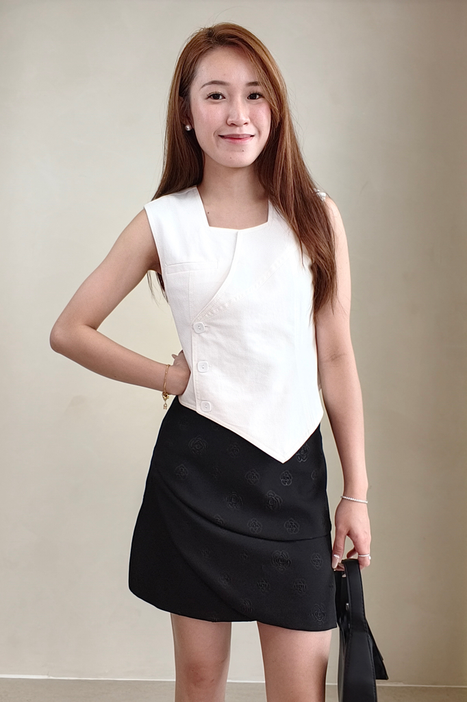 RB2003 Floral Emboss Wrap Skort