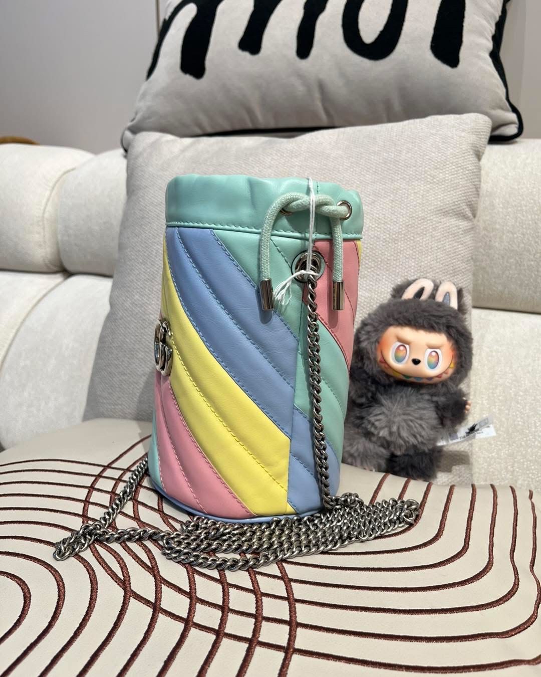 Gucci mini bucket bag 100%Authentic,98%new✅dust bag