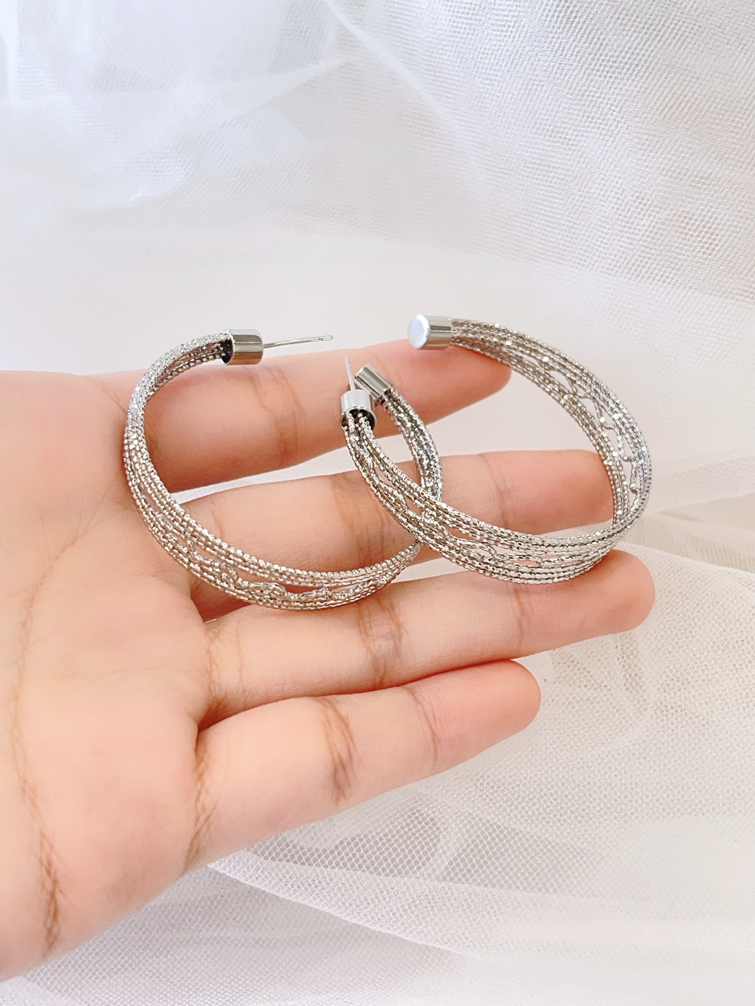 中间小波浪设计C字耳环