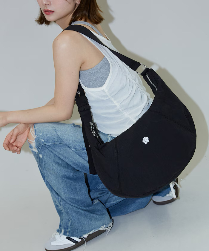 MARY QUANT斜孭袋