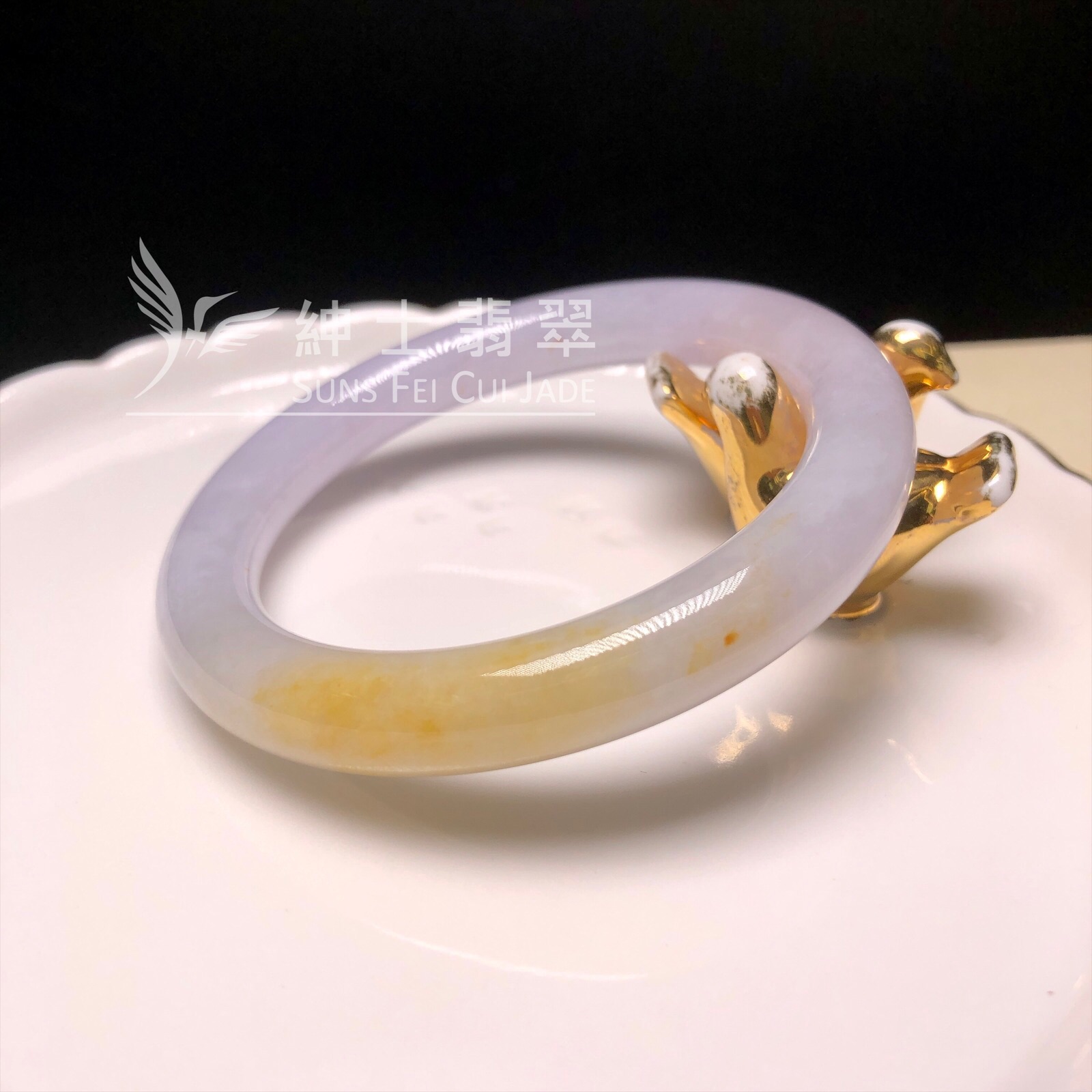 YM00207 木那姐堆帶翡色圓鐲52.7mm 